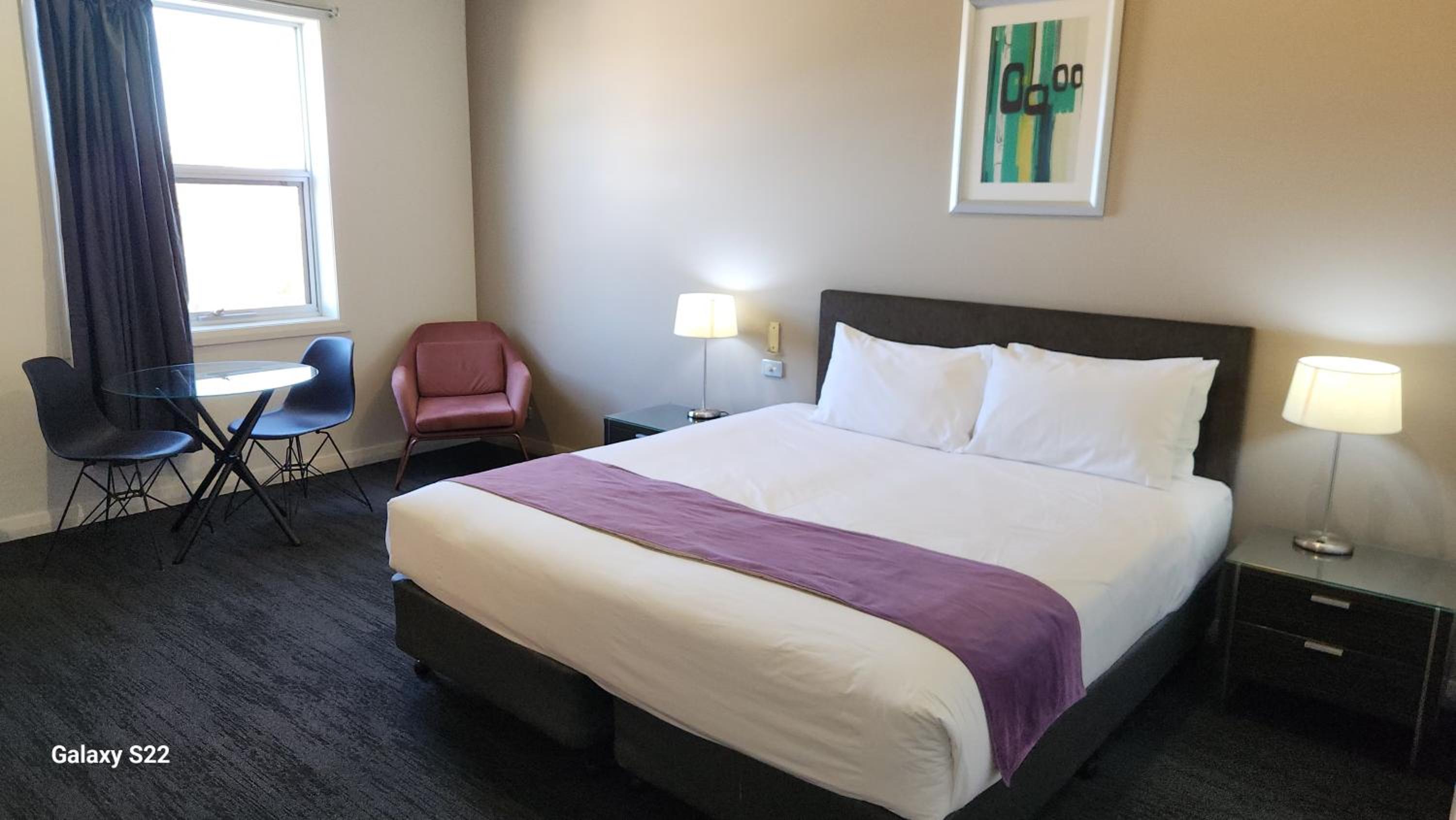Deluxe King Room photo 1