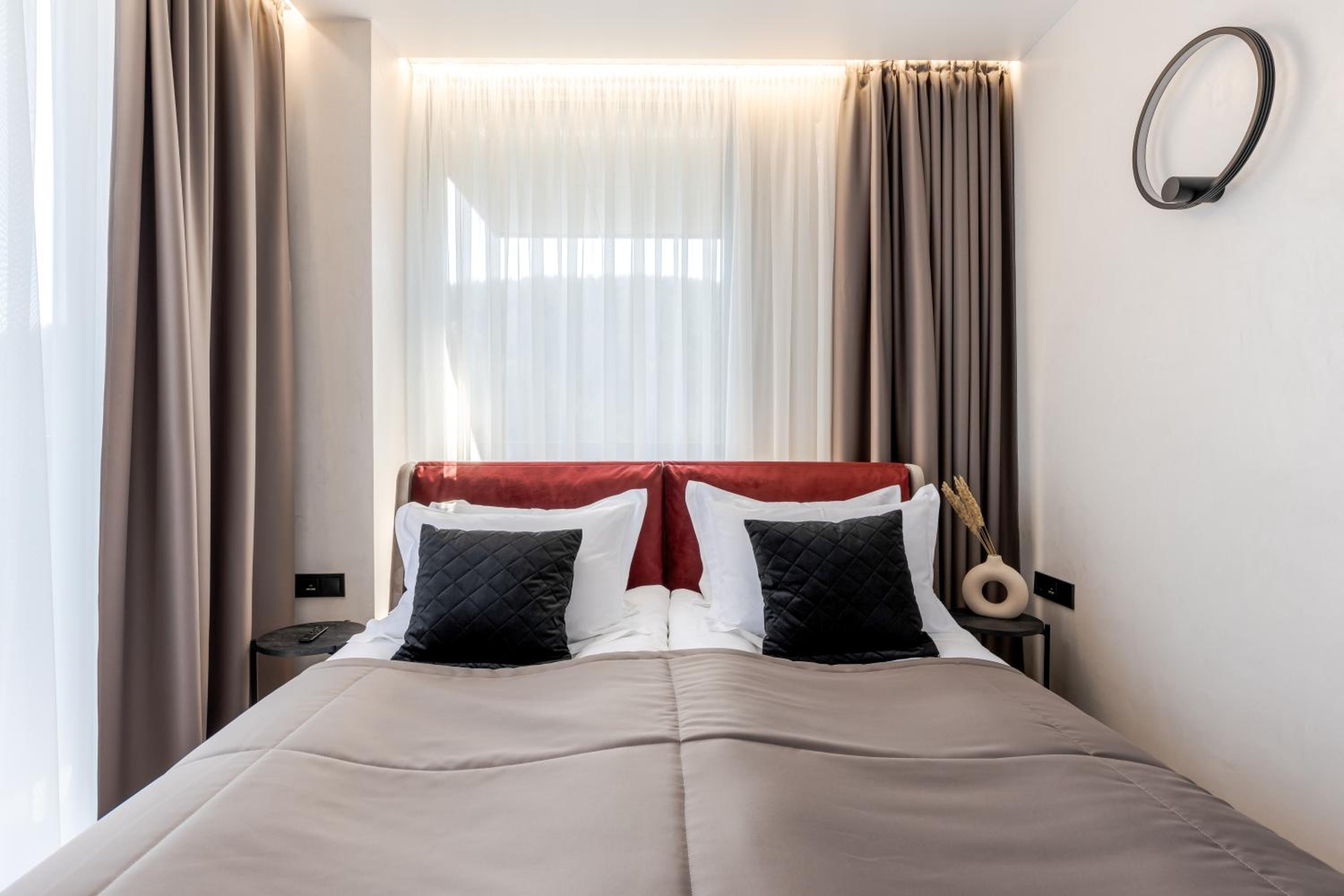Suite Apartment