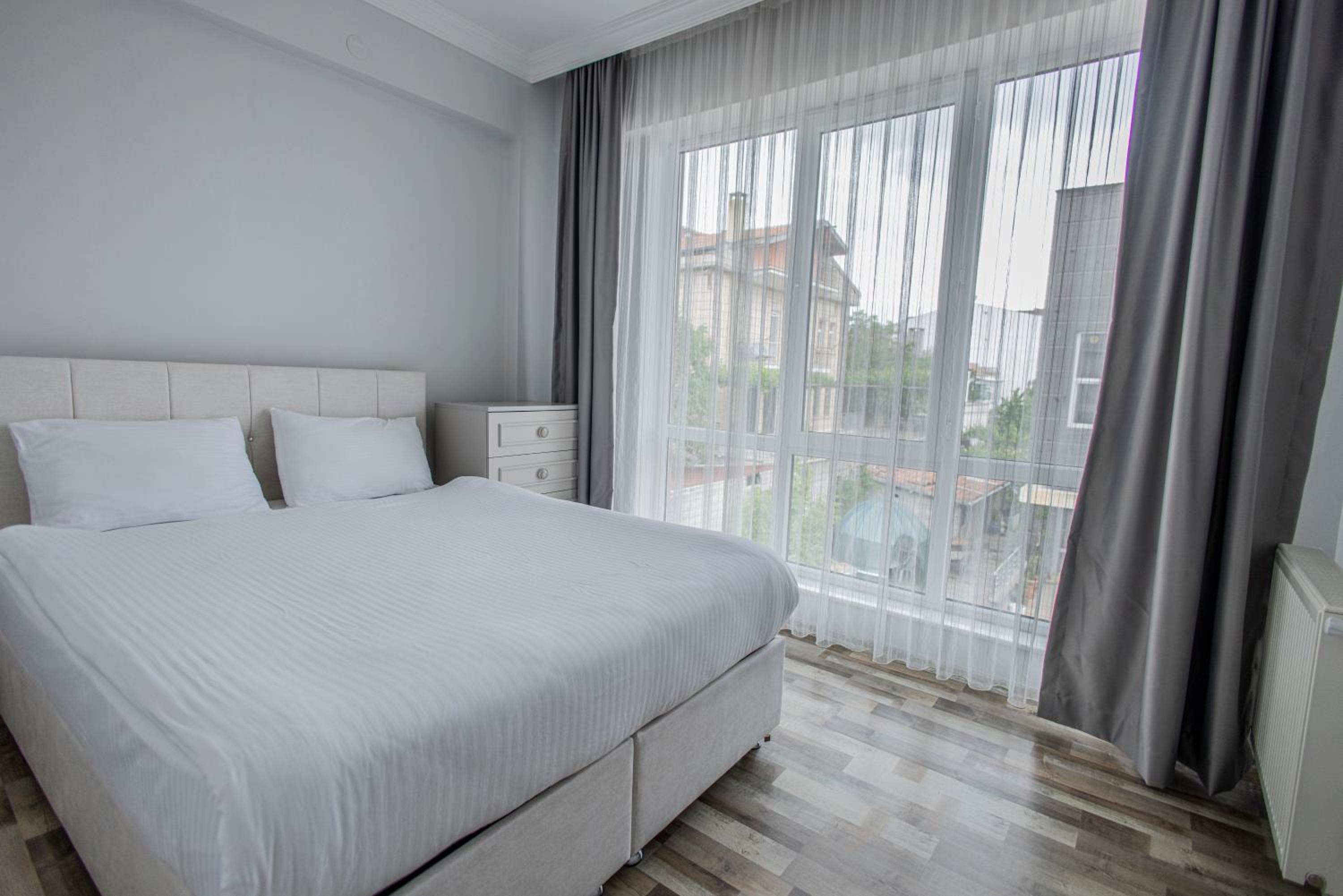 Three-Bedroom Villa - Photo 28
