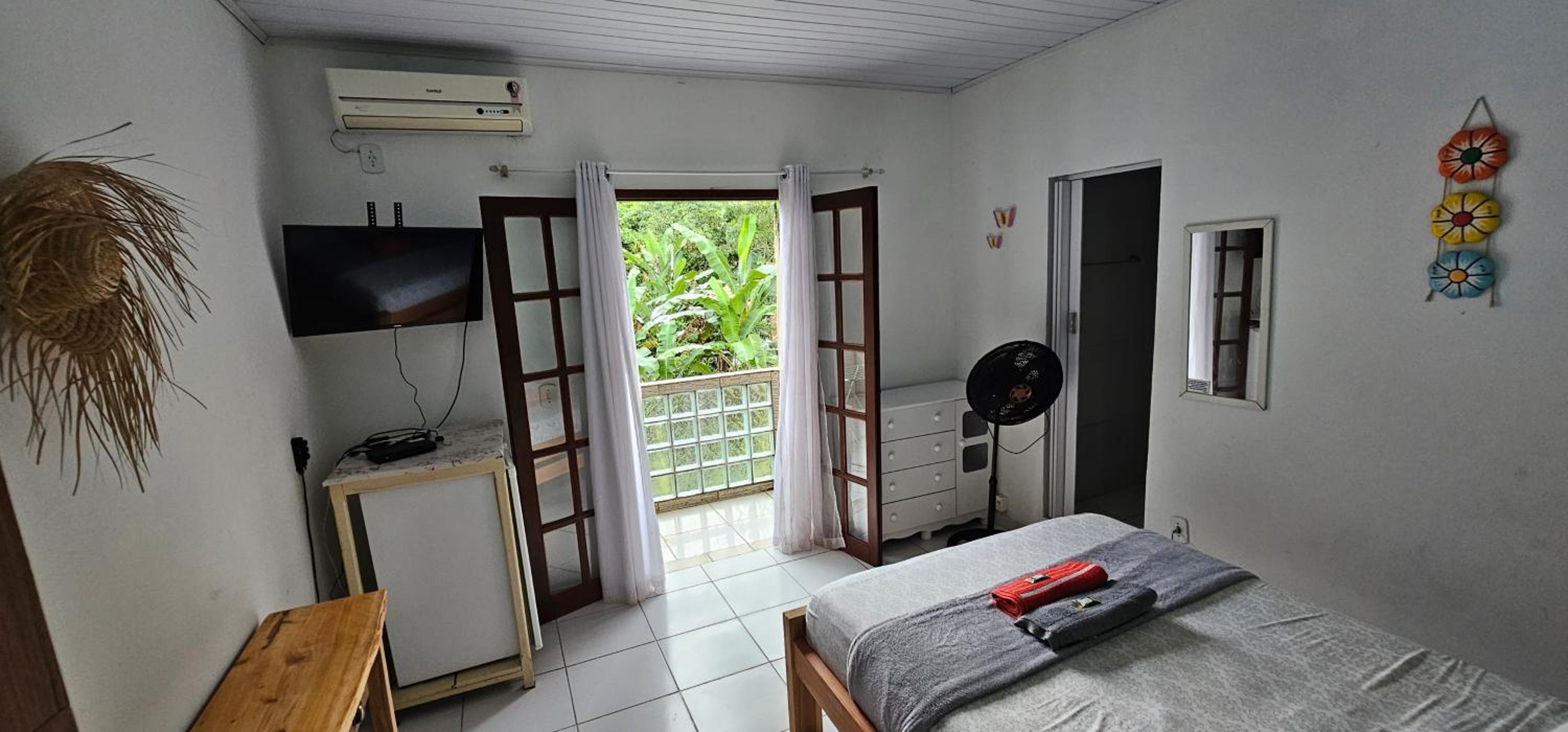 Double Room with Balcony (3 Adults) - Photo 1