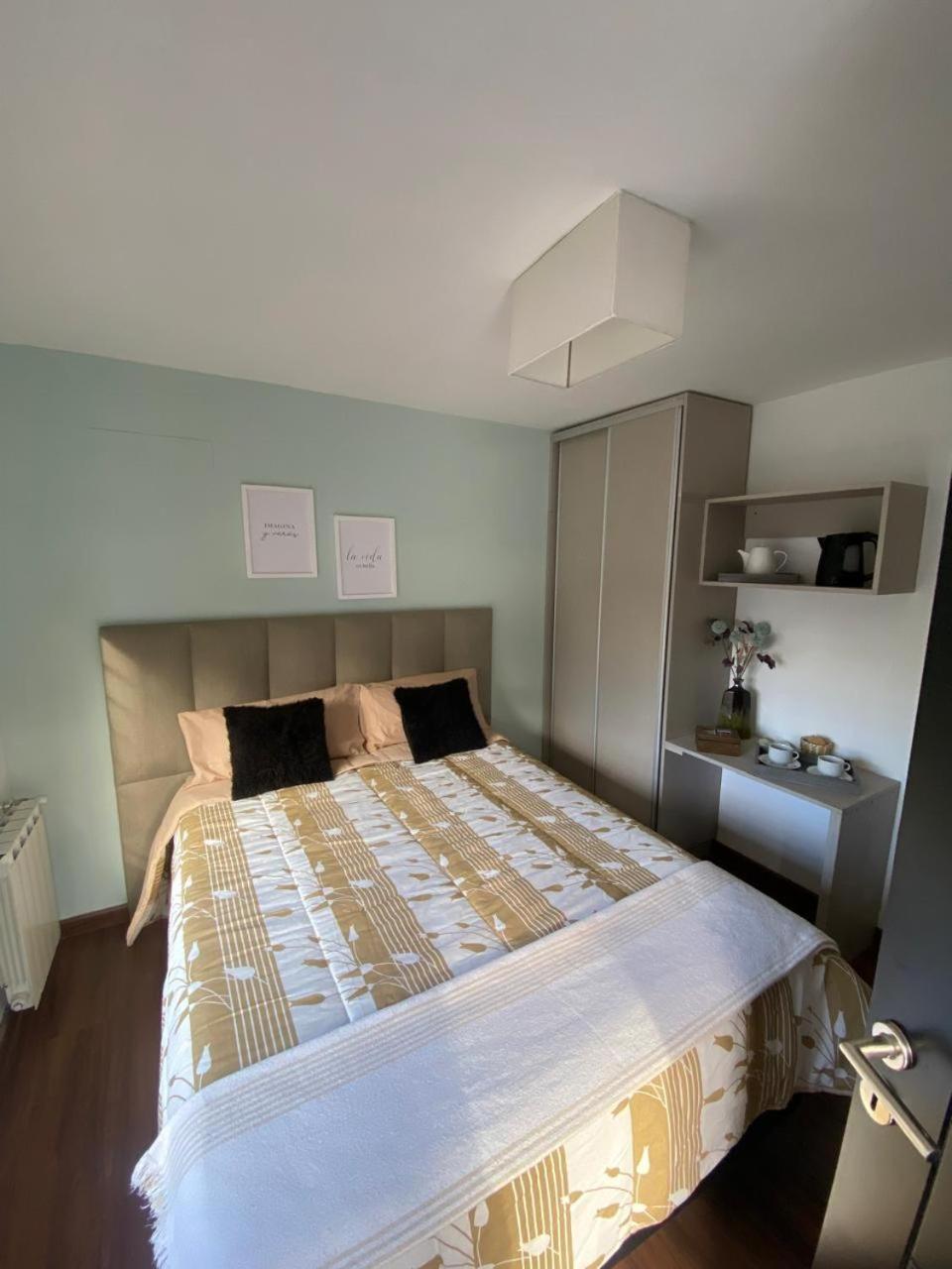 Double Room with Private Bathroom photo 3