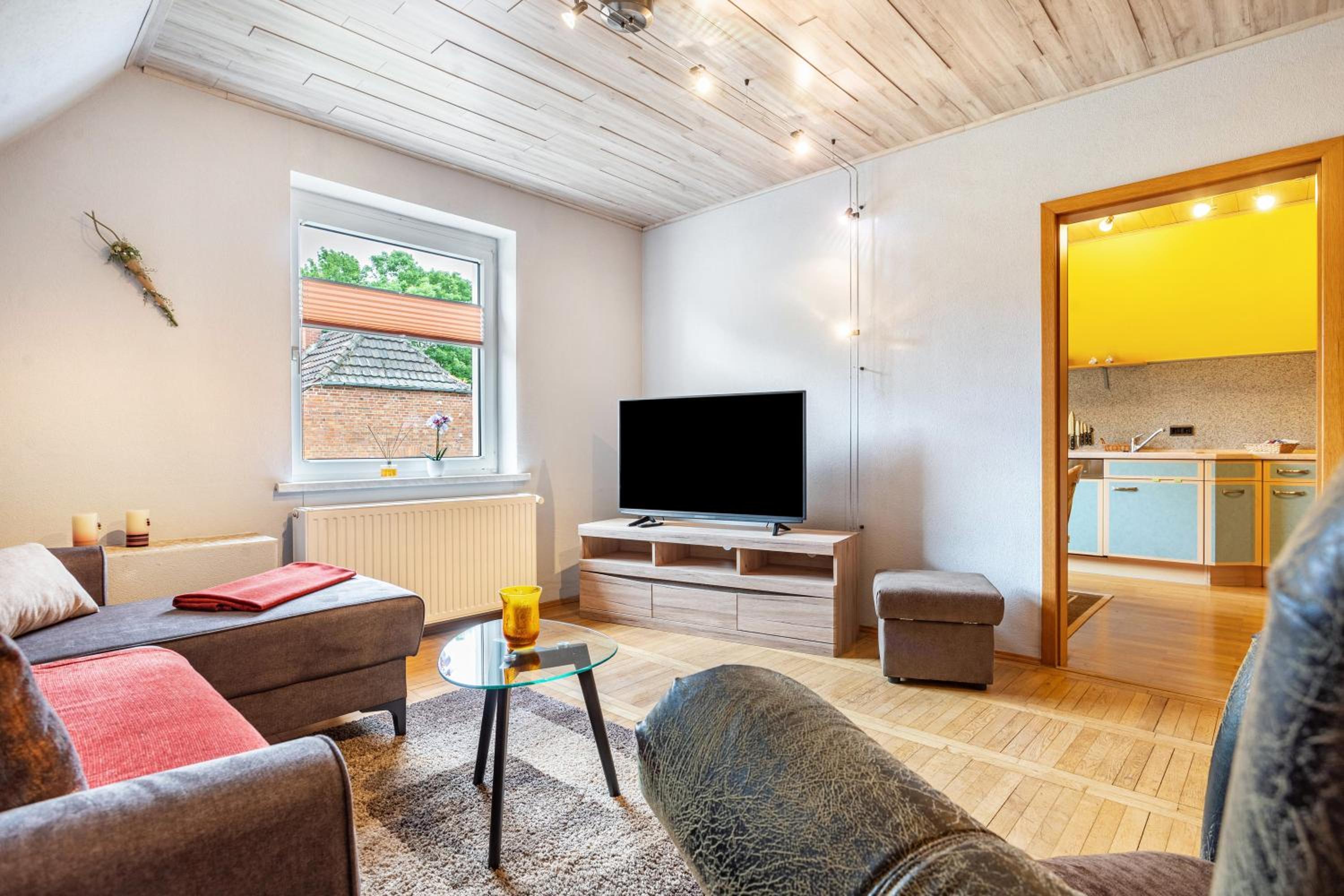 Two-Bedroom Deluxe Apartment with Garden View photo 3