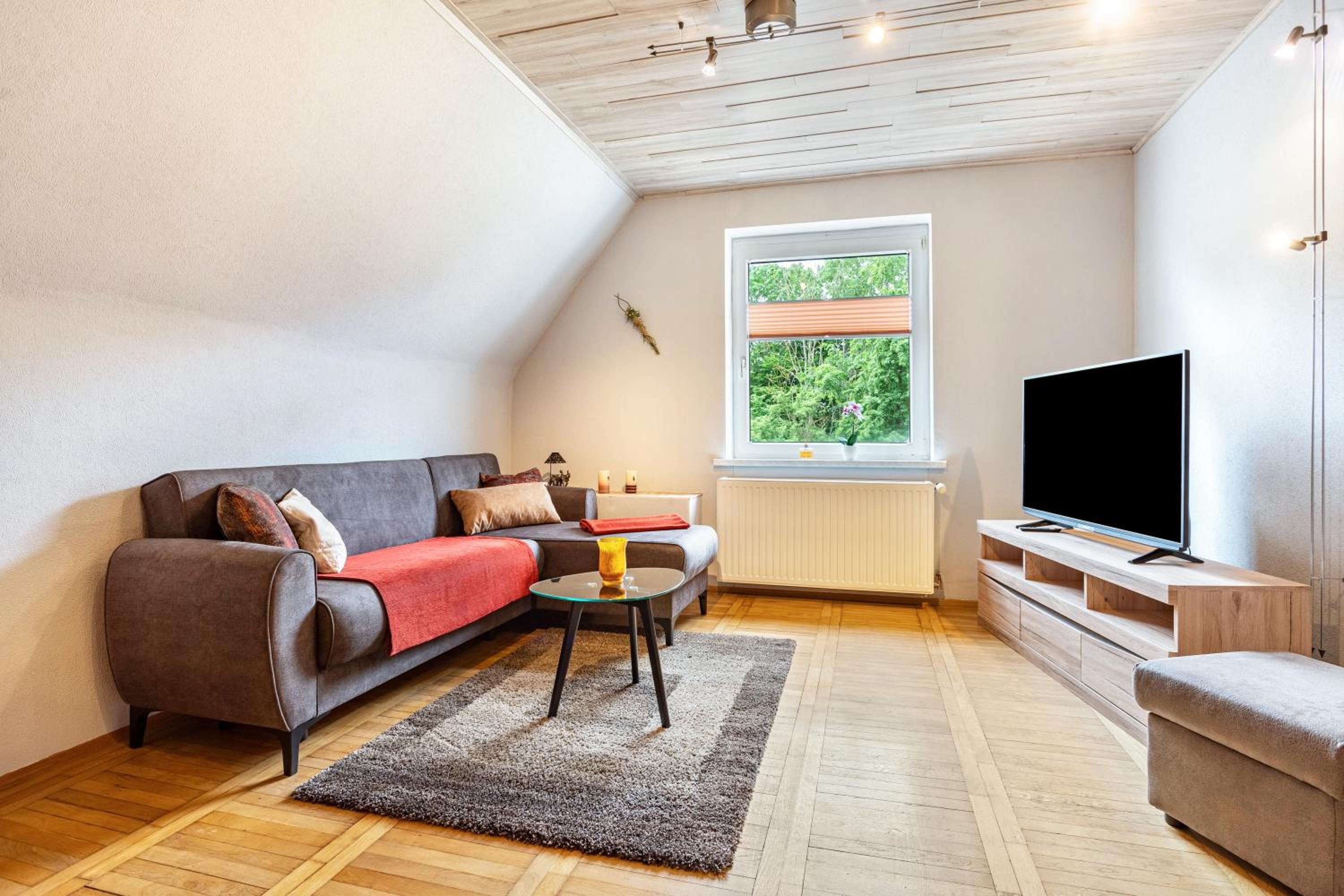 Two-Bedroom Deluxe Apartment with Garden View