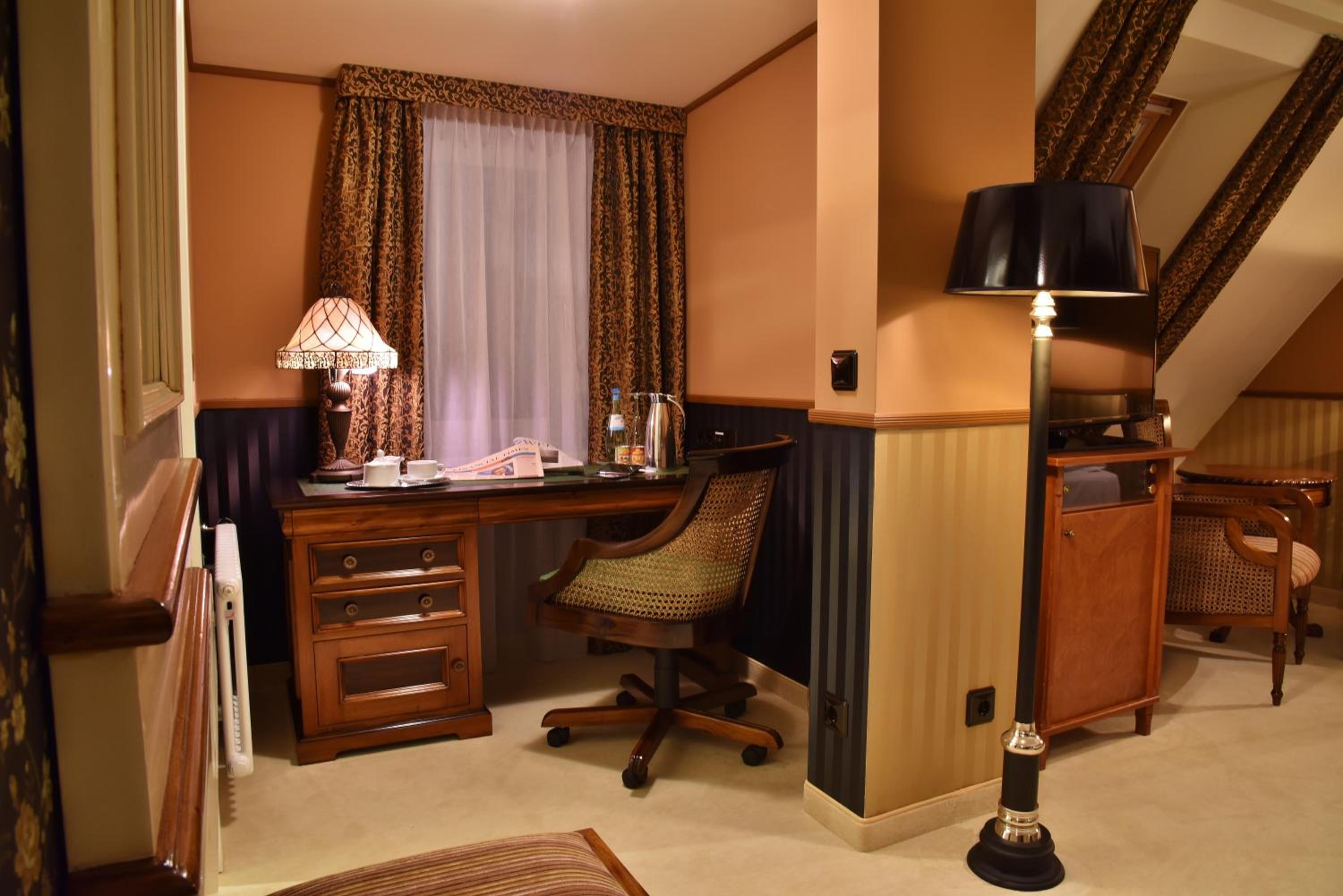 Business Double or Twin Room photo 3