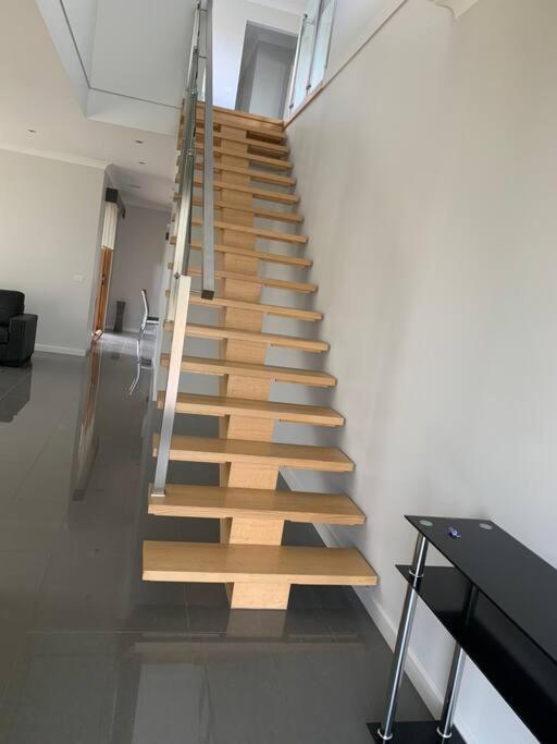 Three-Bedroom House photo 2