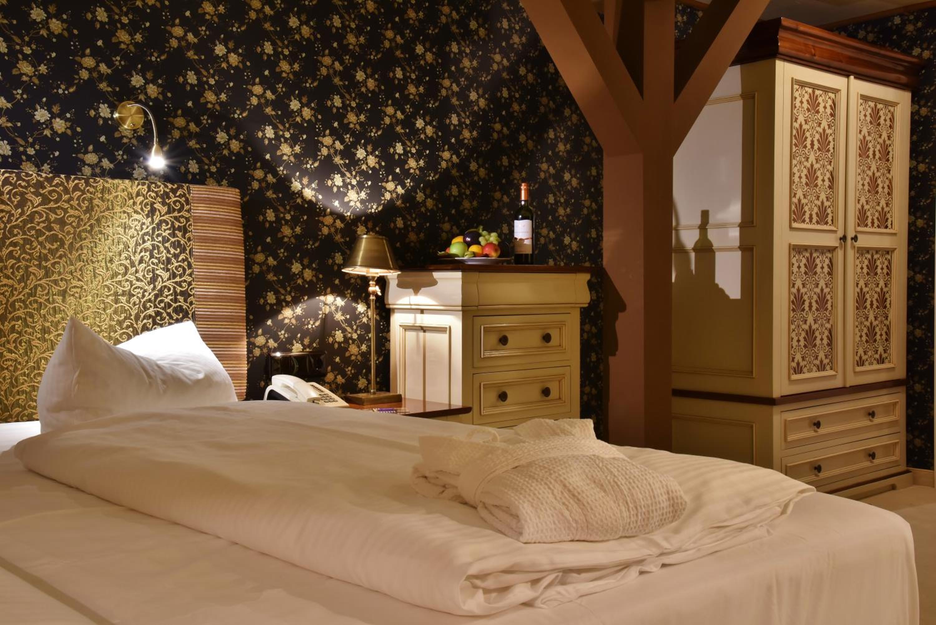 Business Double or Twin Room photo 1
