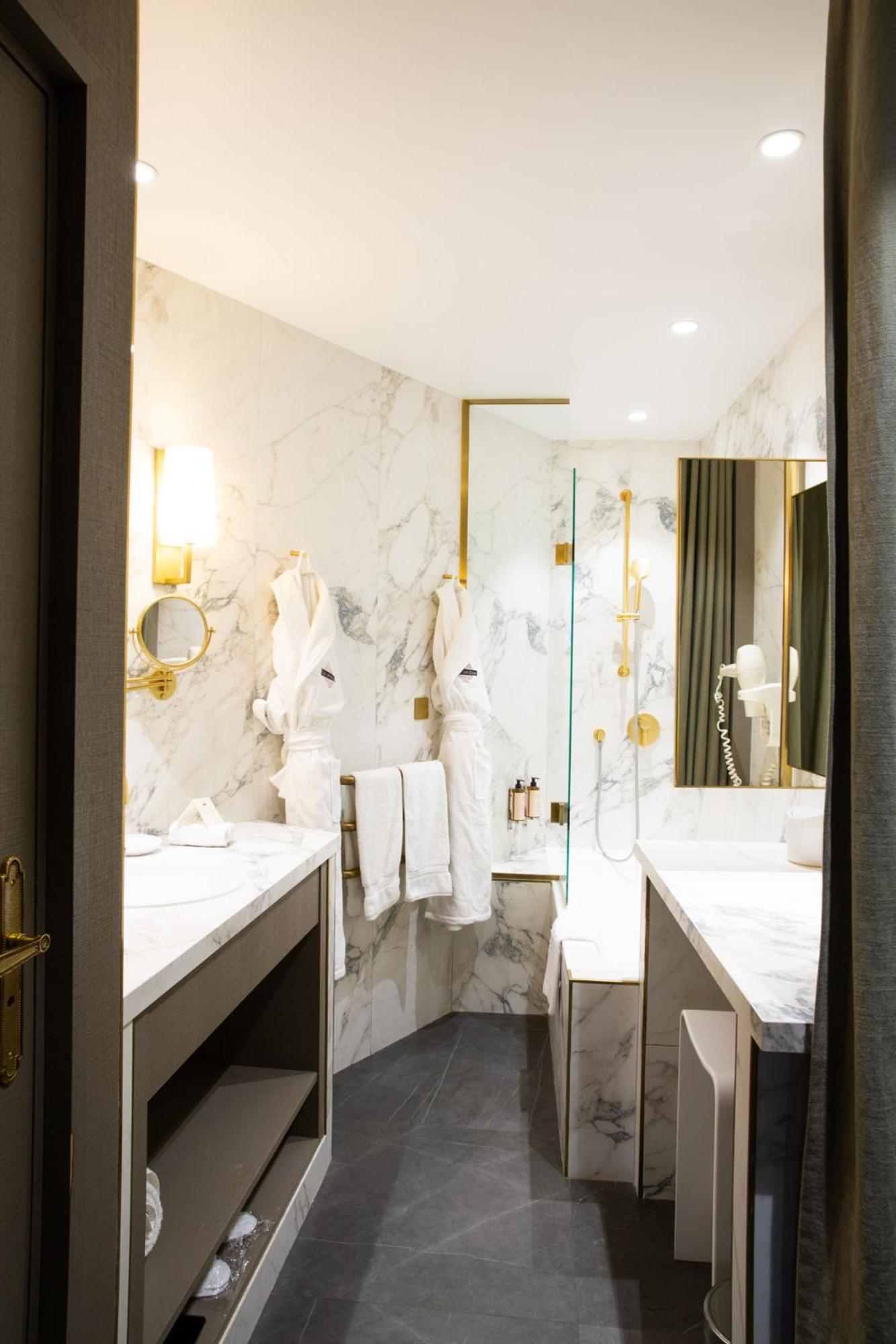 Superior Double Room photo 2