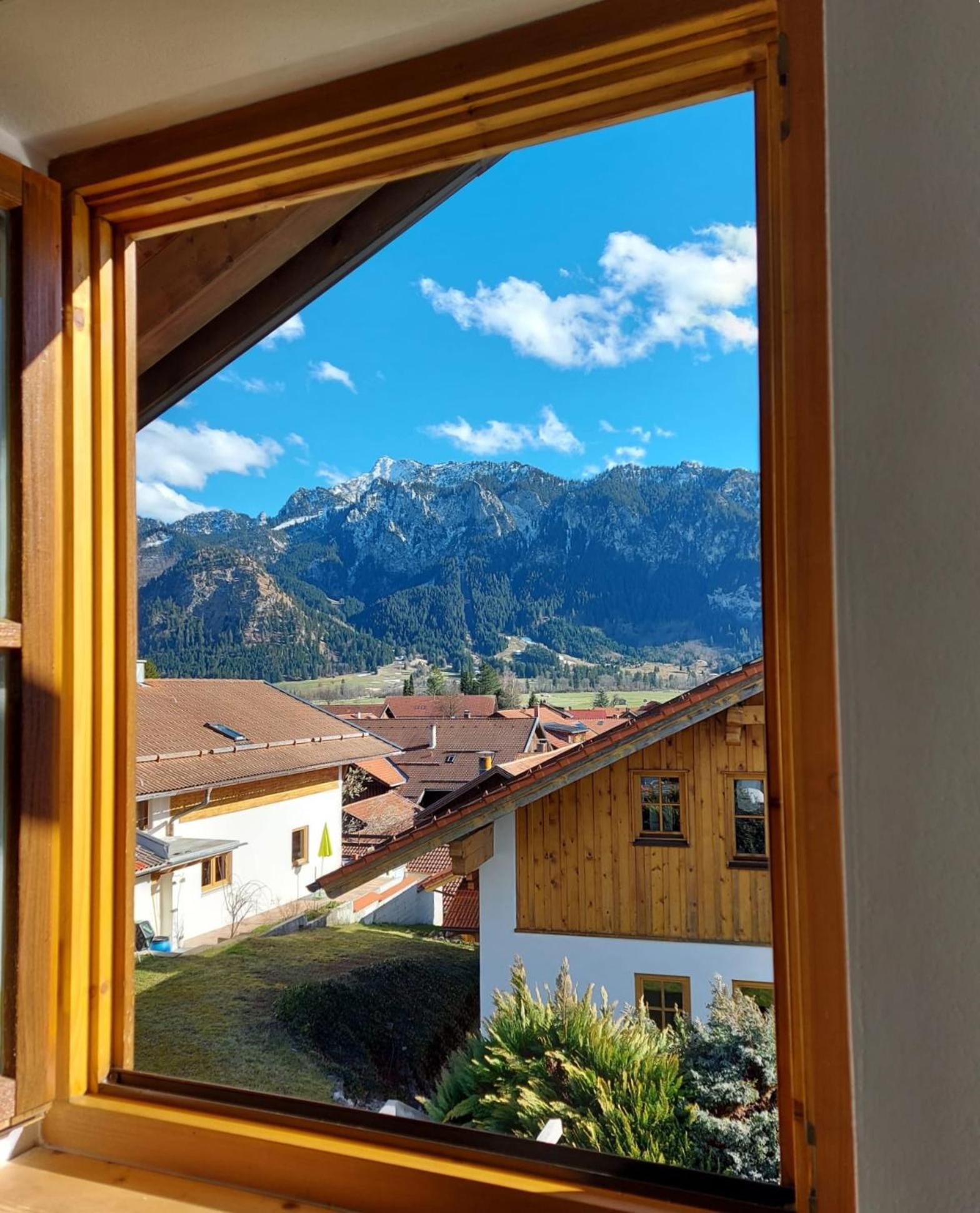 Apartment with Mountain View photo 2