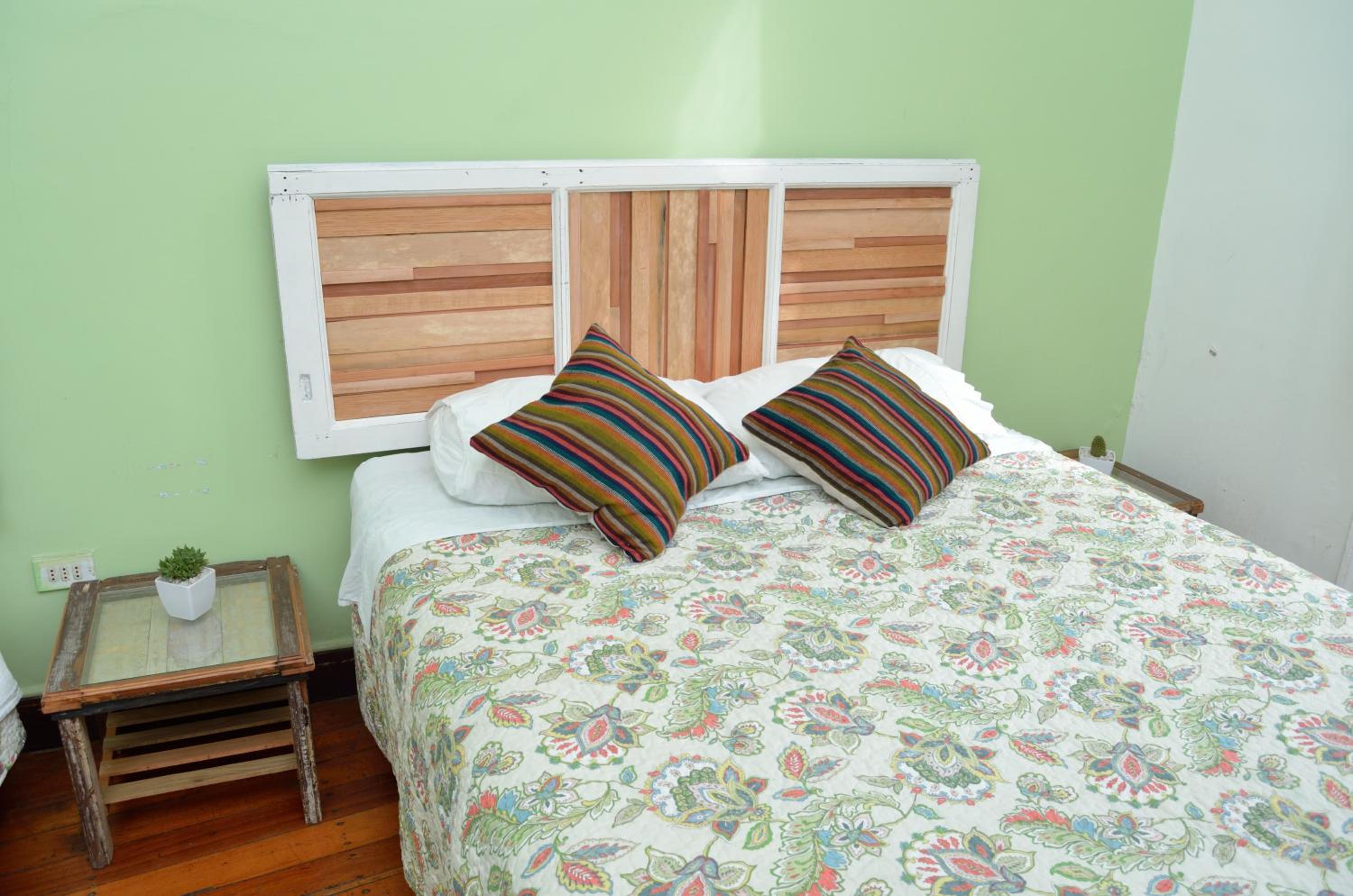 Triple Room with Shared Bathroom photo 2