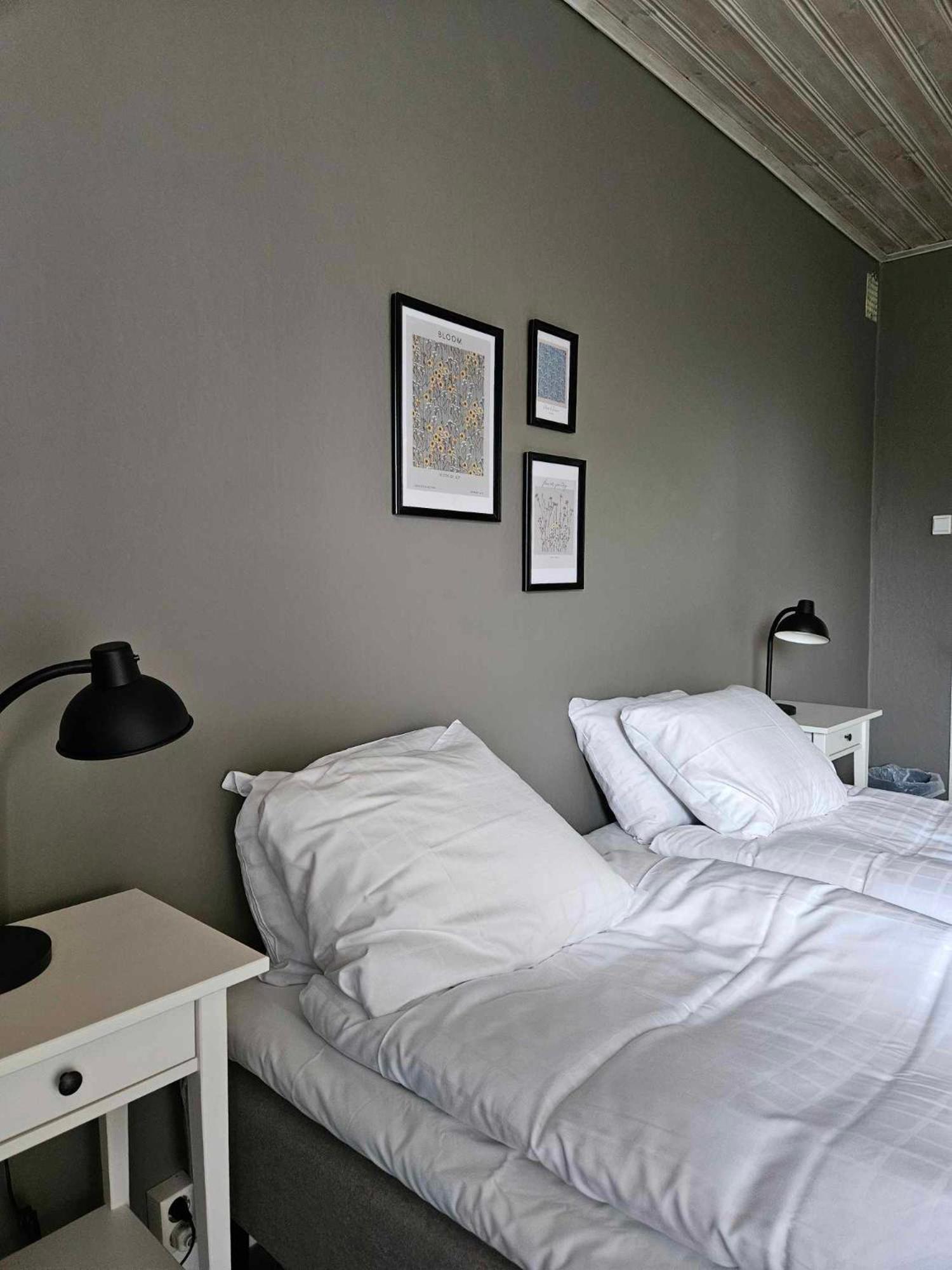 Double Room with Shared Bathroom photo 3