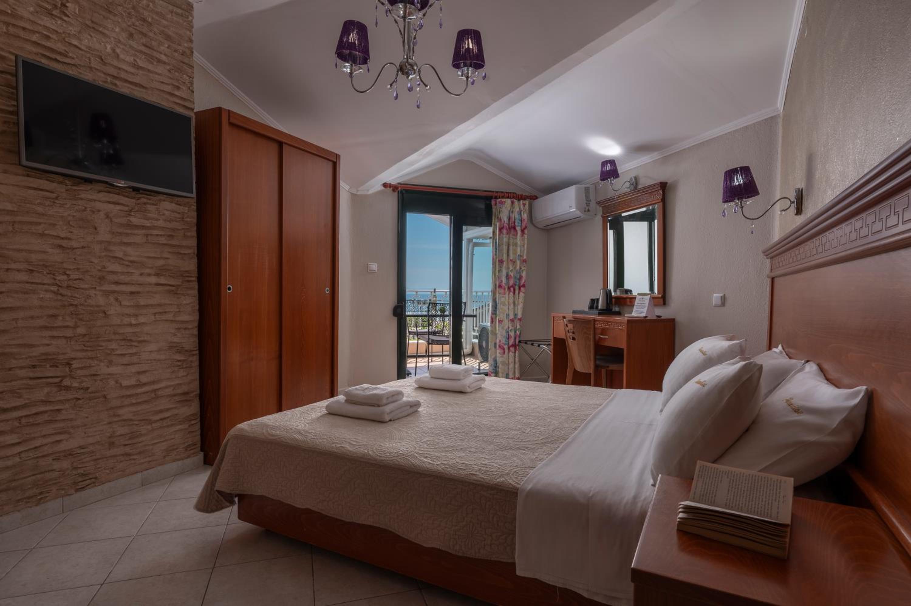 Studio (2 Adults) with Sea View