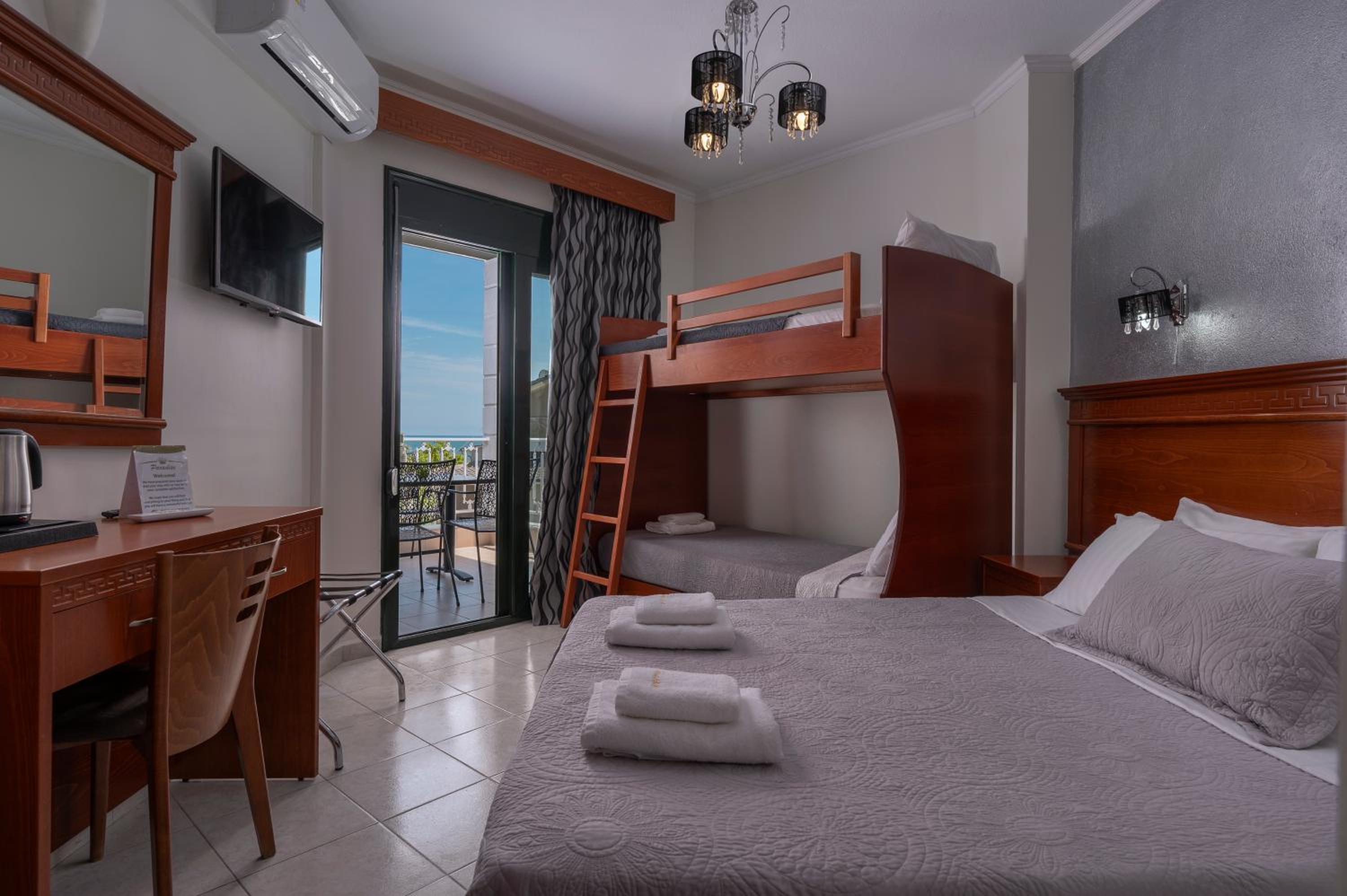Family Studio (2 Adults + 2 Children) with Sea View