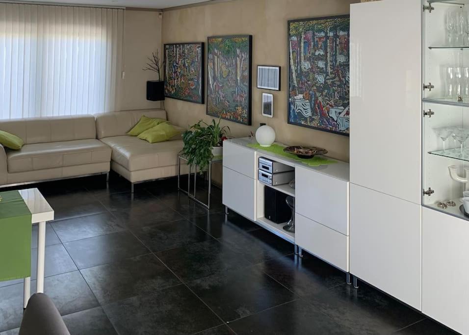 Three-Bedroom Villa photo 2