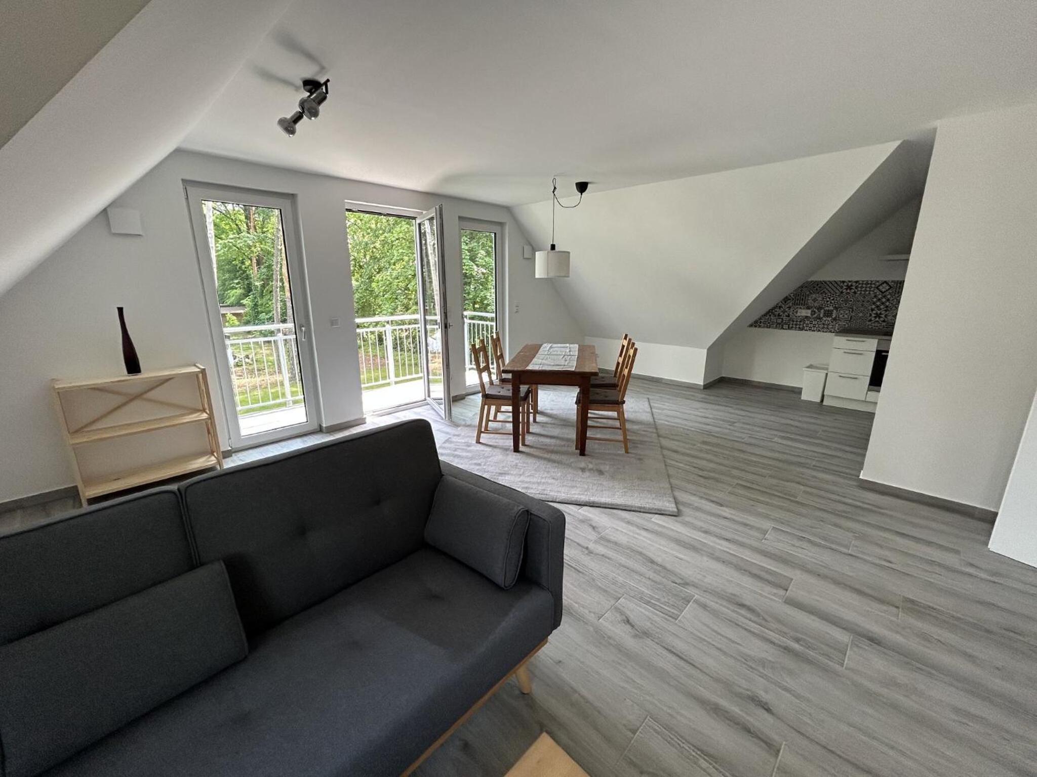 Two-Bedroom Deluxe Apartment with Garden View
