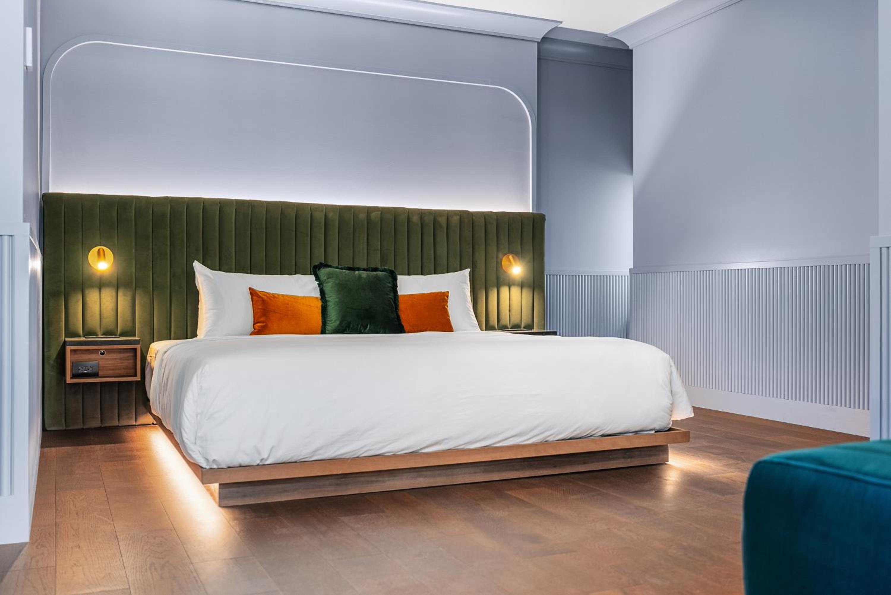 Deluxe King Room
