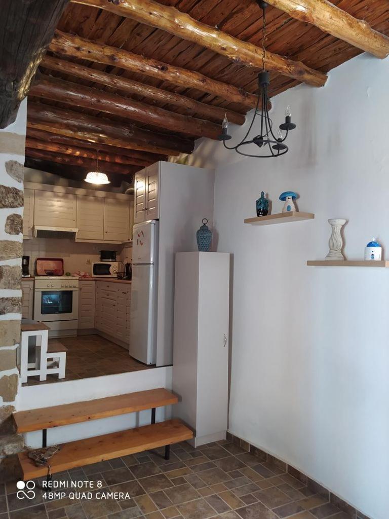 Three-Bedroom House photo 2