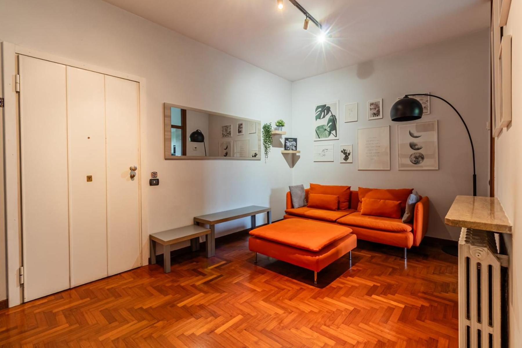 Apartment photo 1