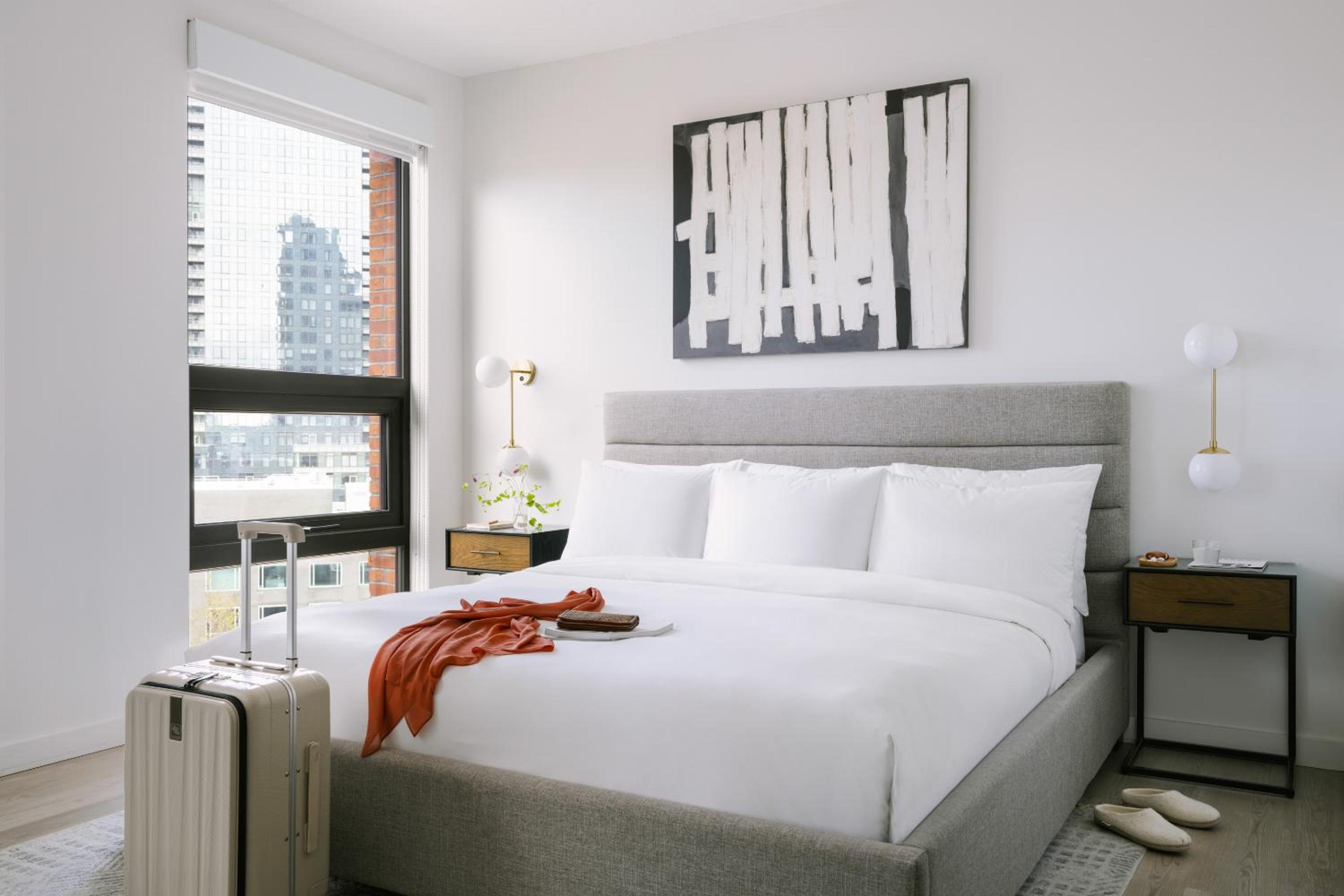 Studio Apartment, 1 King Bed - Photo 1