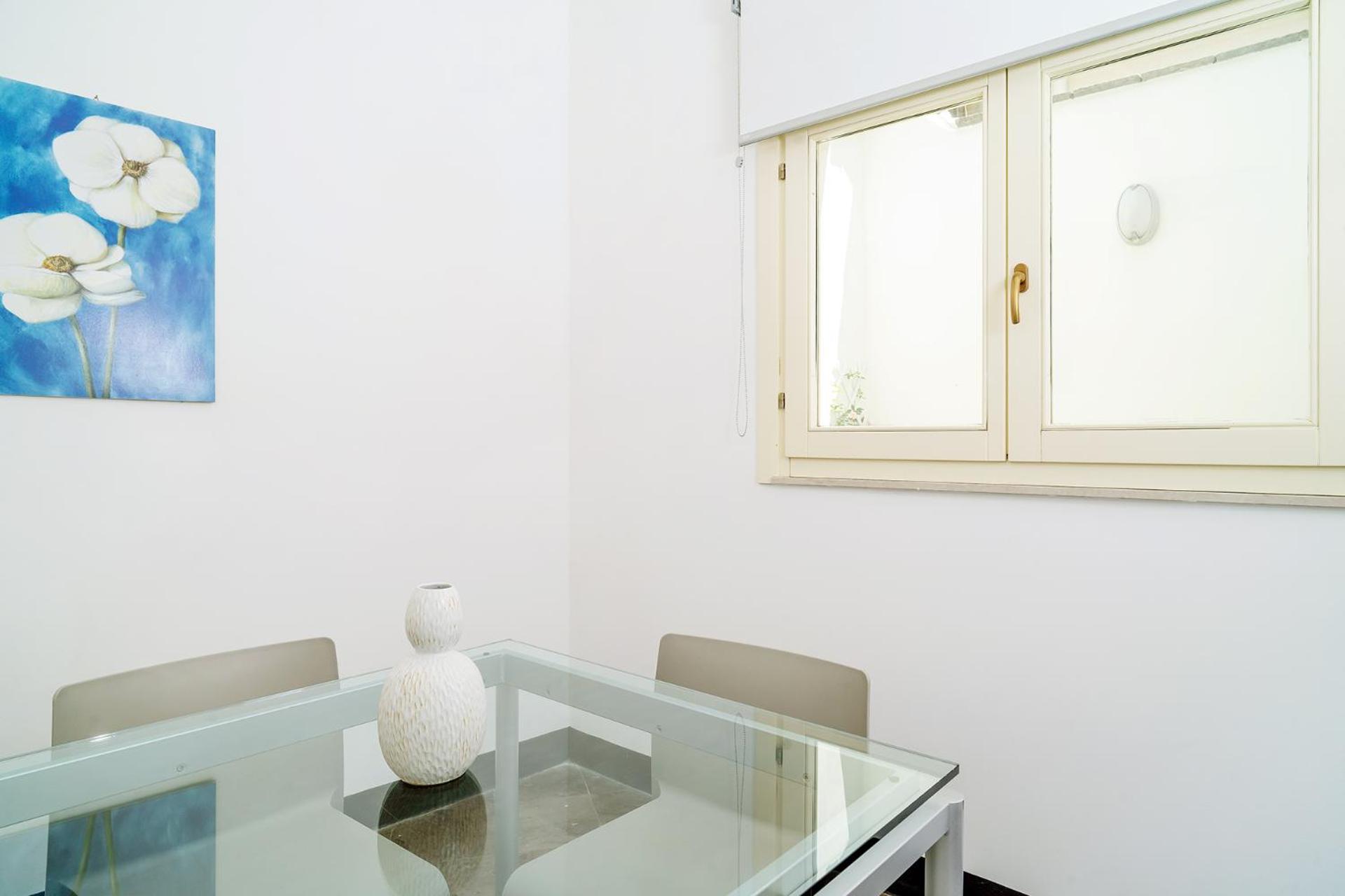 Deluxe Room - Photo 5