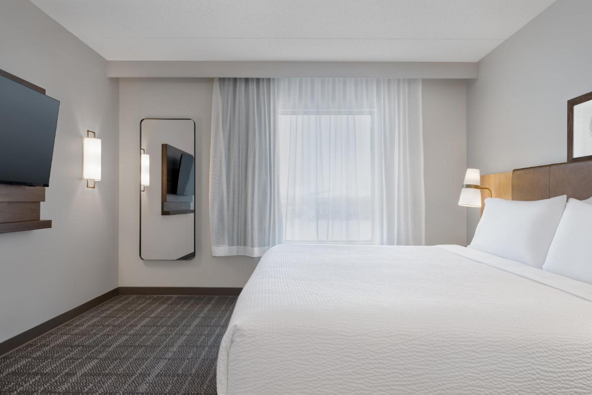 One-Bedroom King Suite with Walk-In Shower - Top Floor