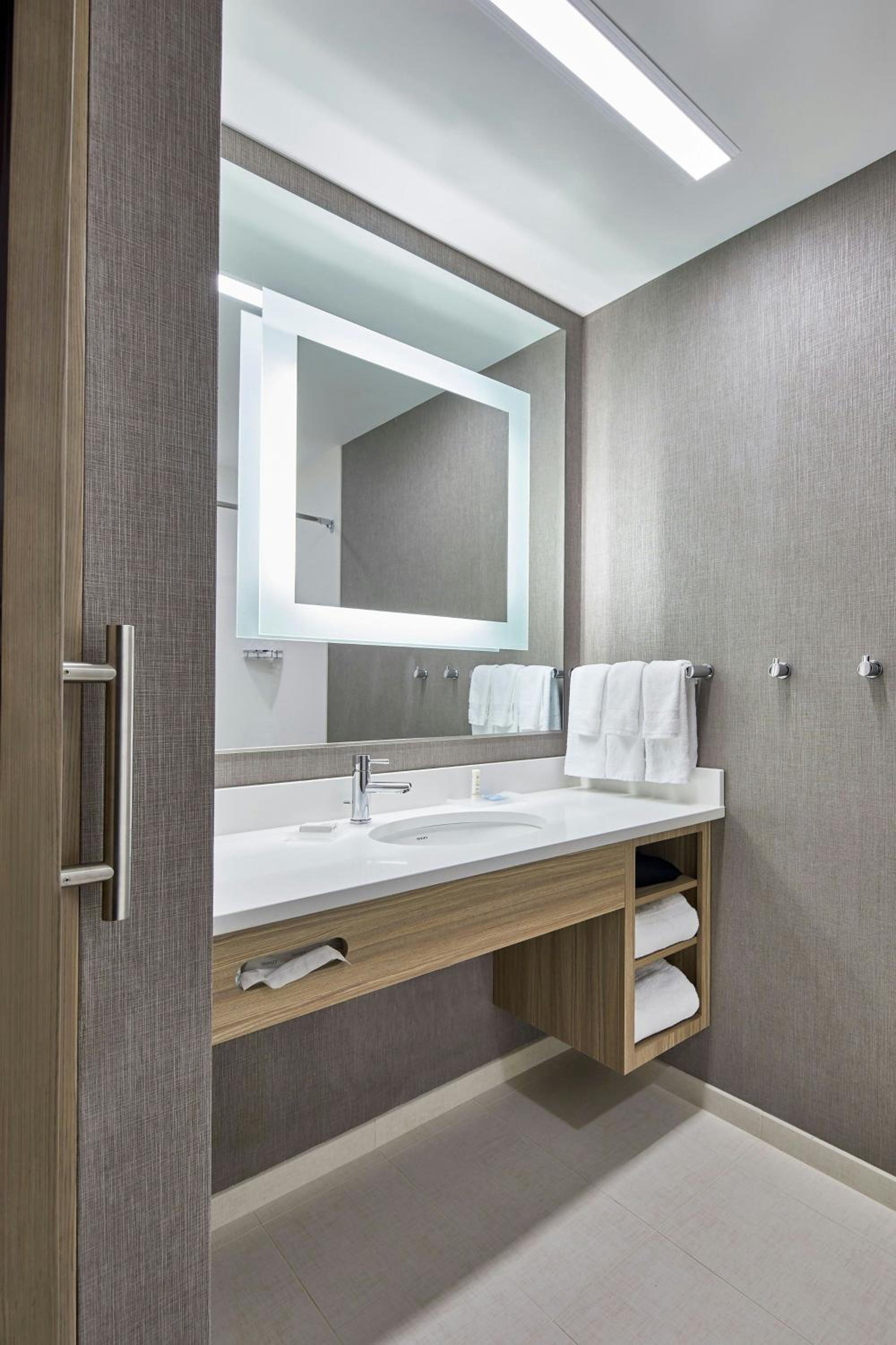 SpringHill Suites by Marriott Charlotte at Carowinds, Foto 6