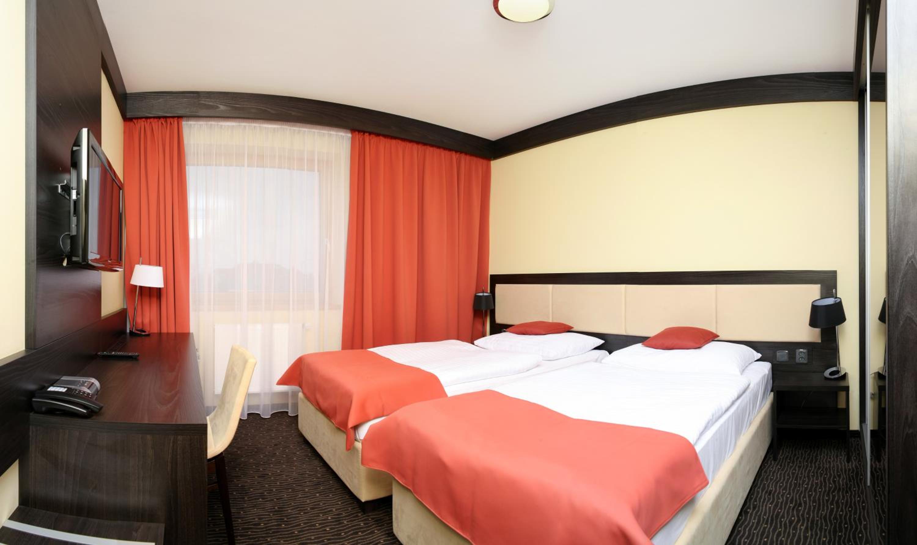 Suite (4 Adults)