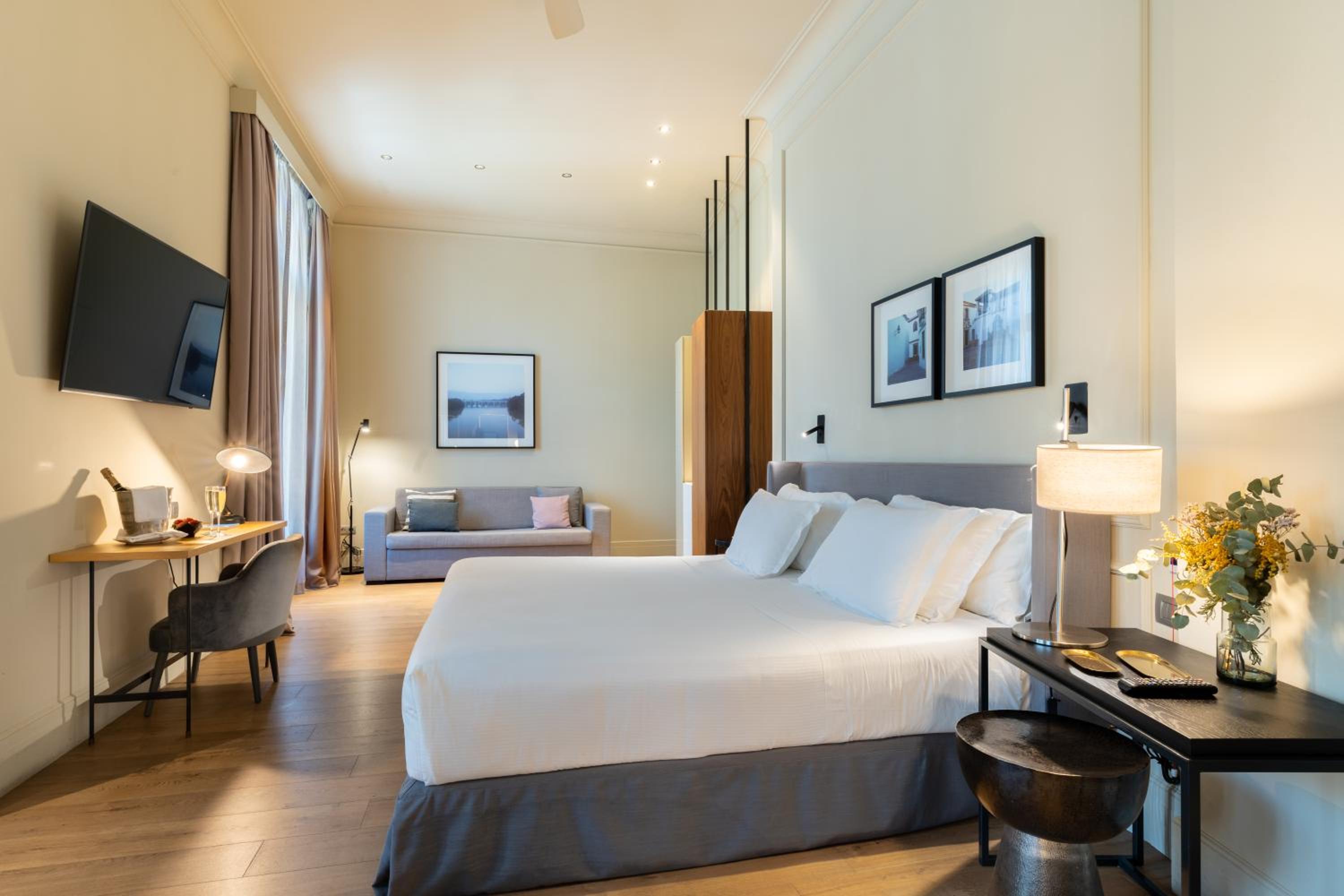 Junior Suite - Photo 14