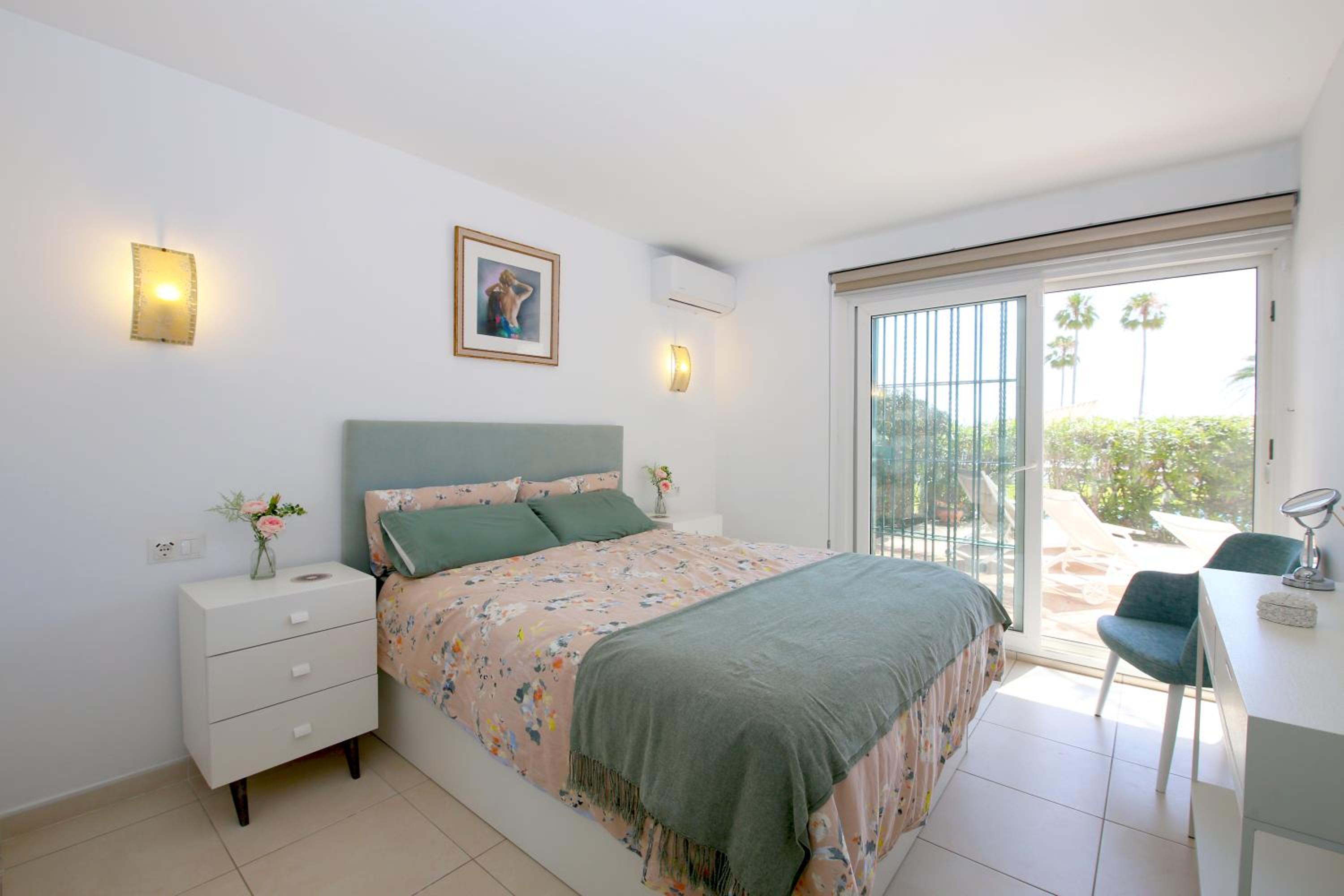 Villa de Tres Habitaciones