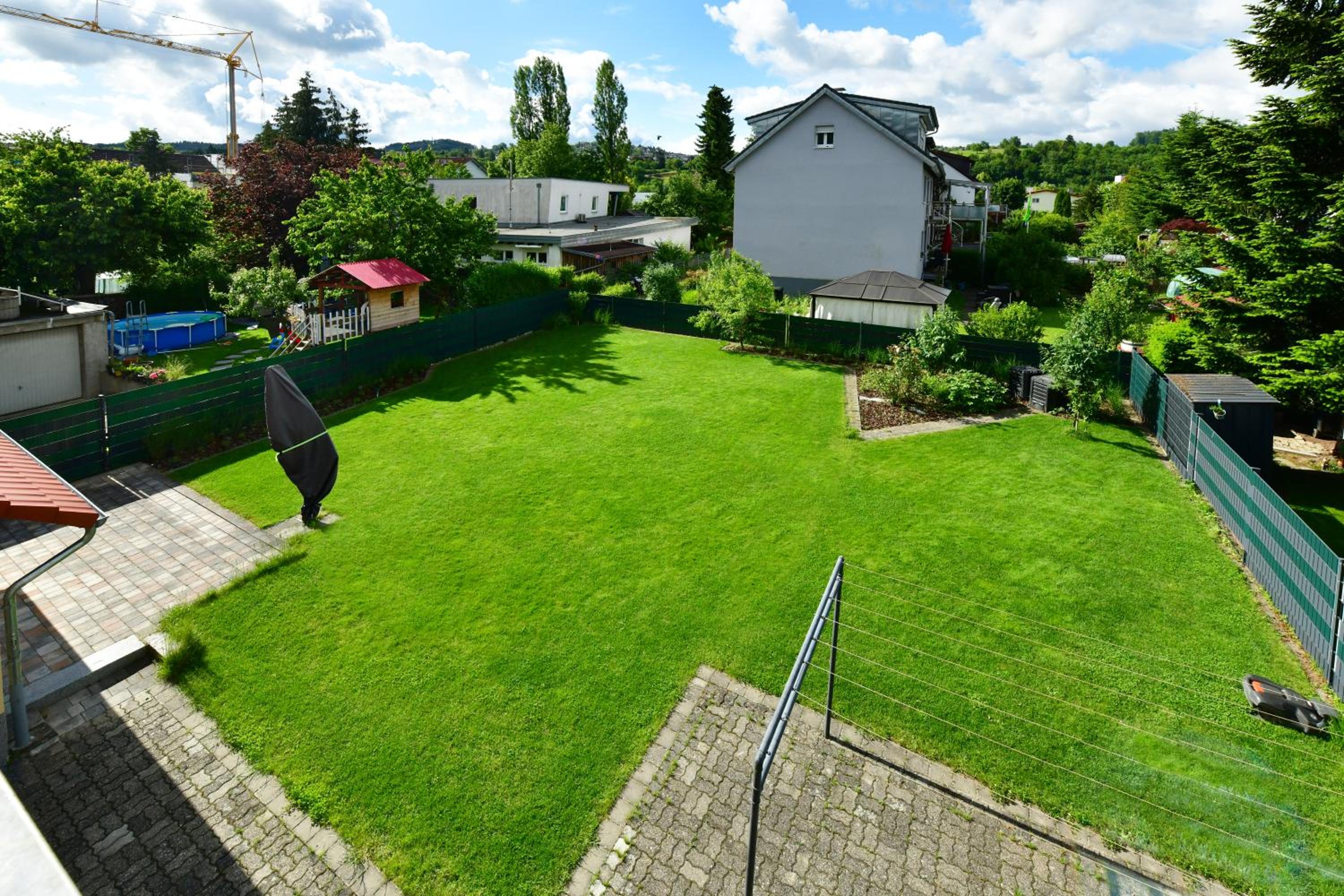Apartment with Balcony and Garden View photo 2