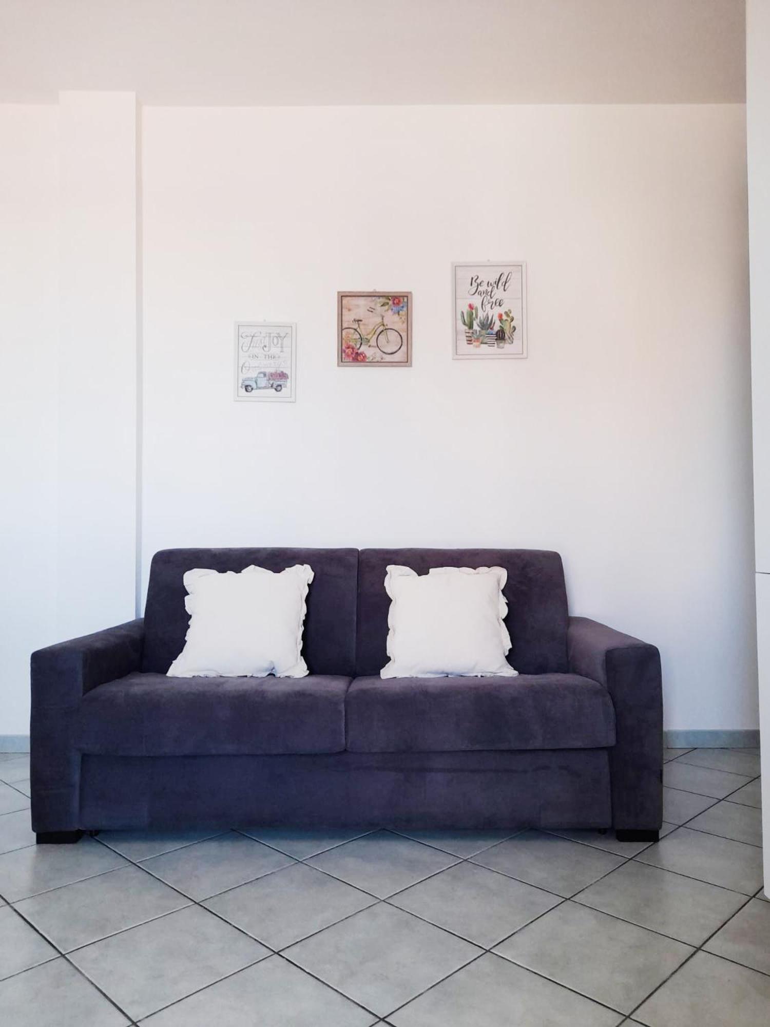 Two-Bedroom Apartment with Balcony photo 1