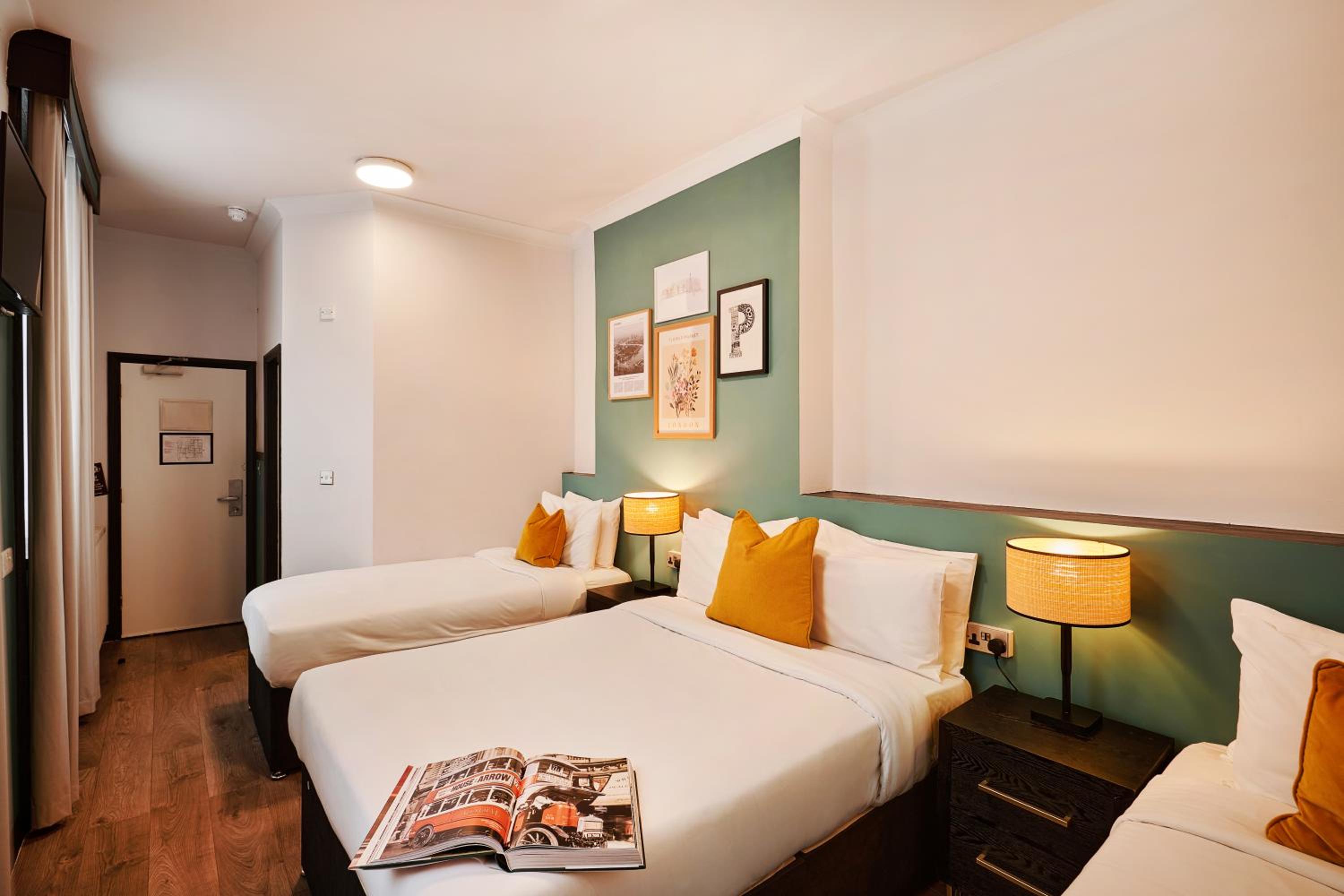 Quadruple Room photo 1