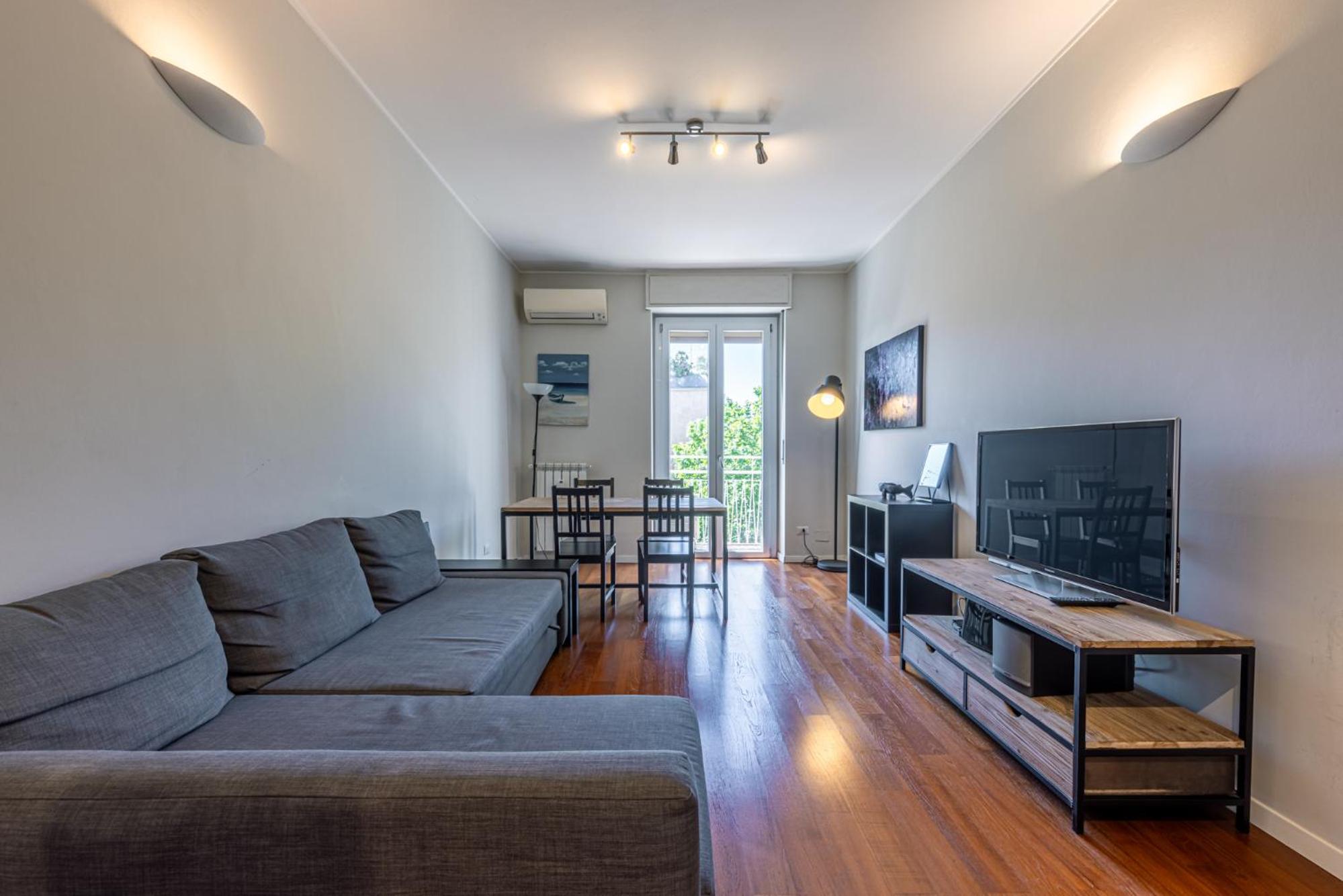 One-Bedroom Apartment