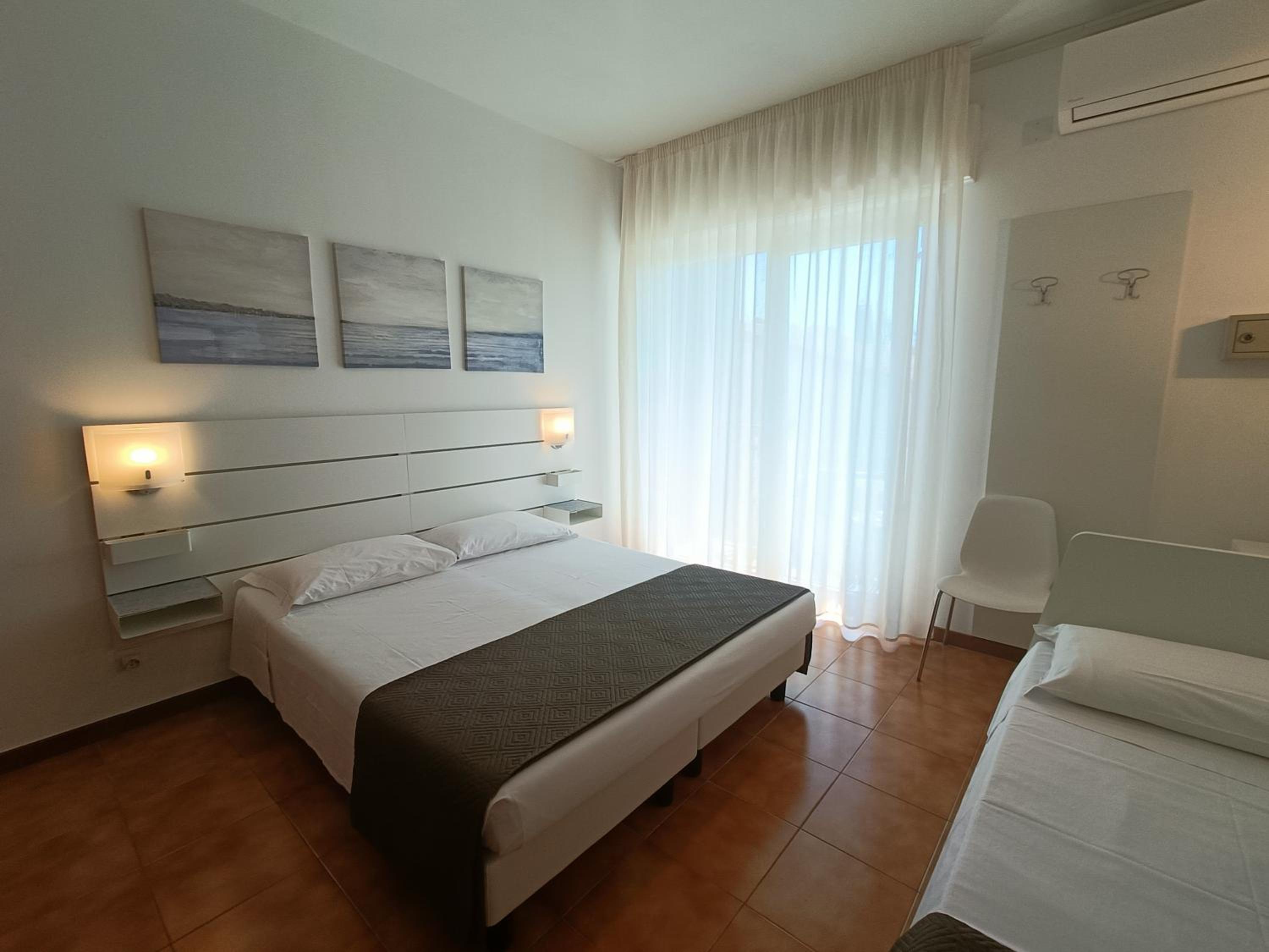 Triple Room with Terrace - Photo 5