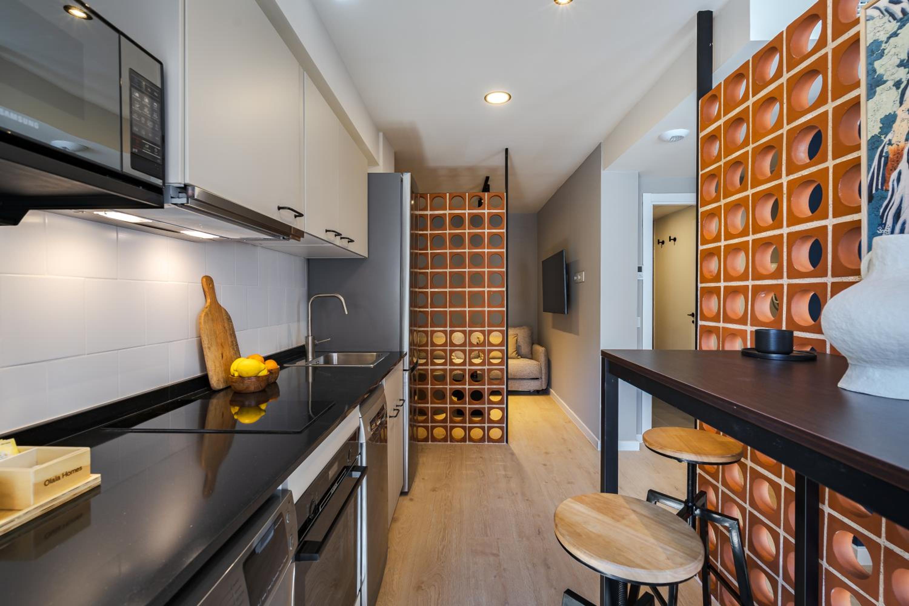 Studio Apartment photo 2