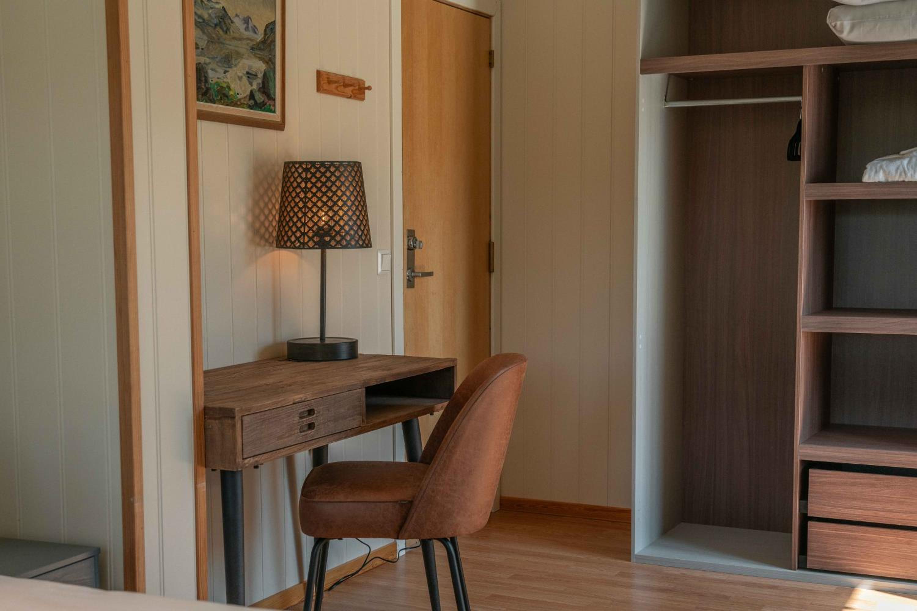 Standard Twin Room photo 2