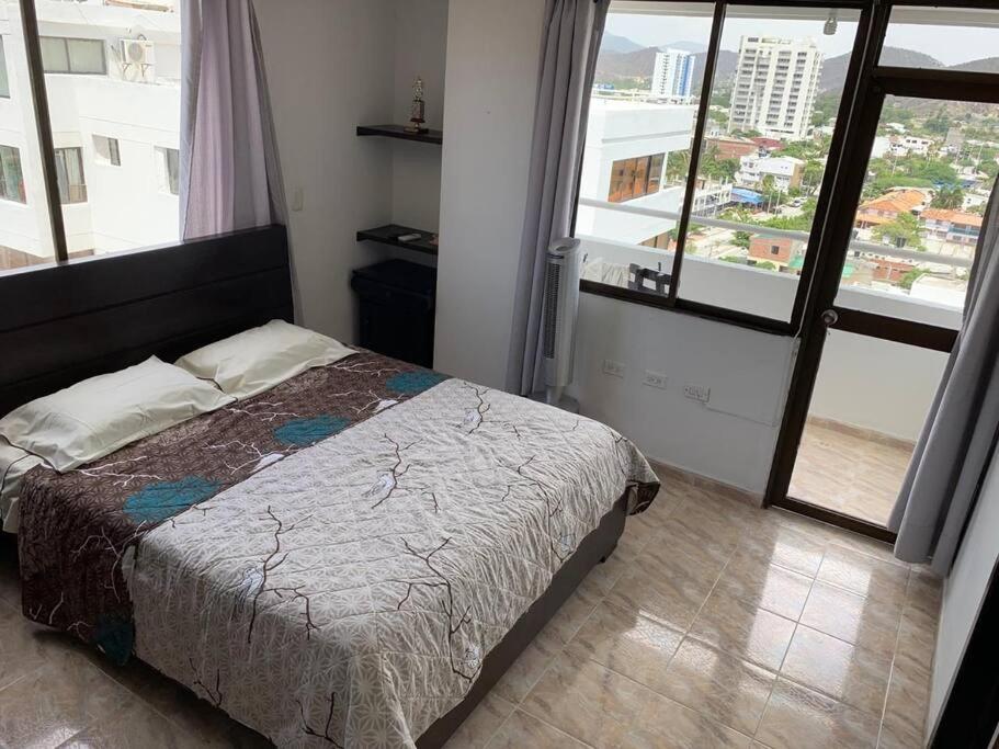Two-Bedroom Apartment With Balcony And Sea View photo 1