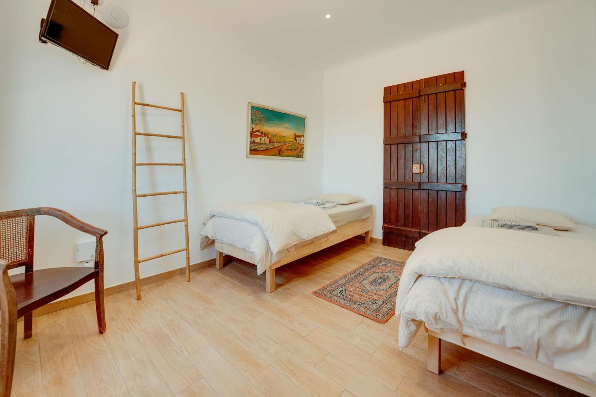 Two-Bedroom House photo 2