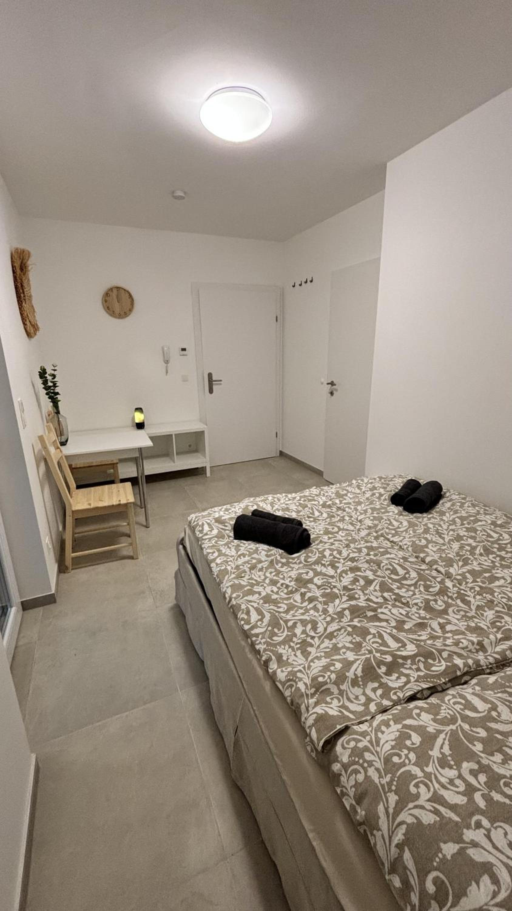 Double Room 1 photo 3