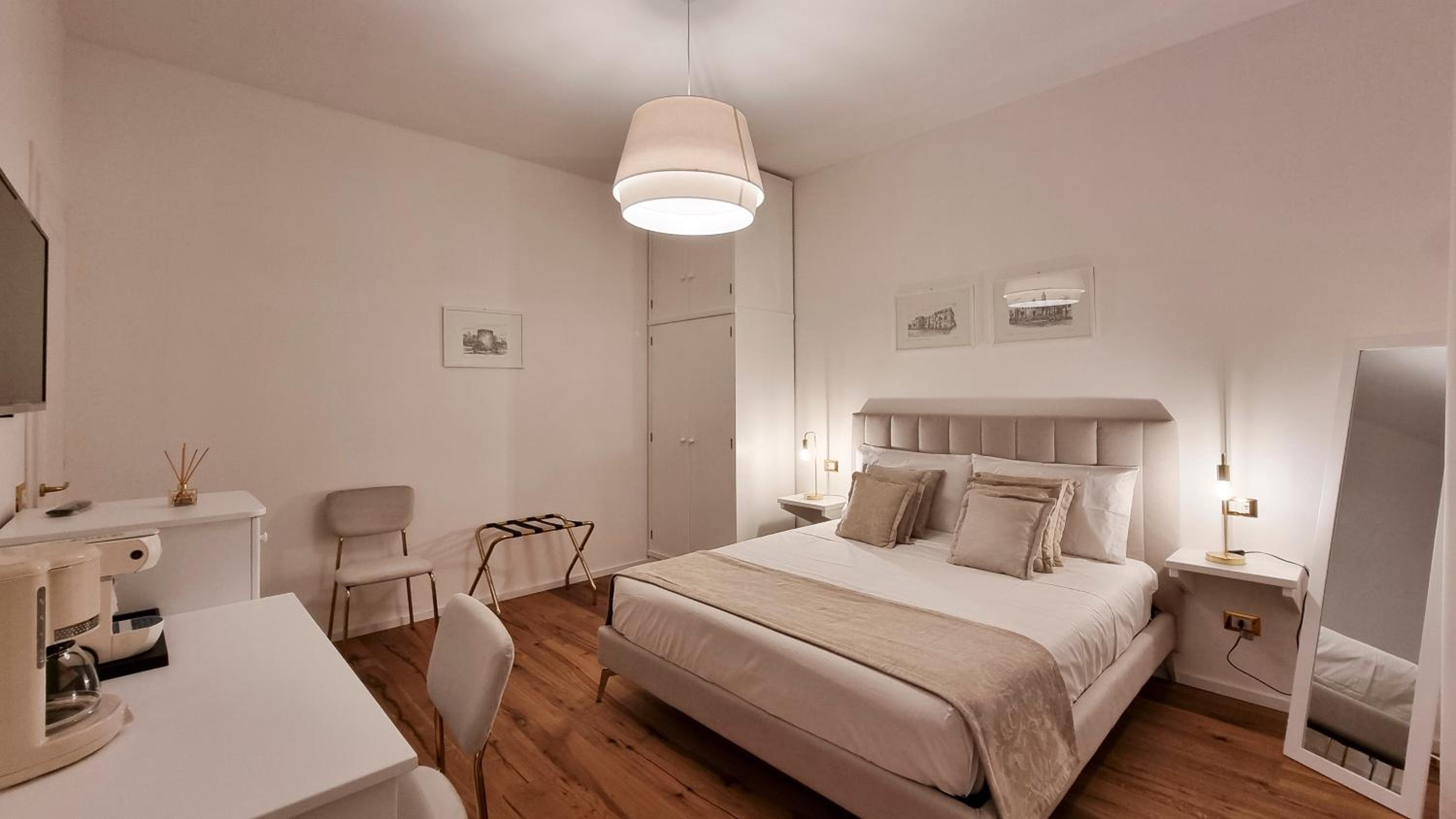 Superior King Room photo 1
