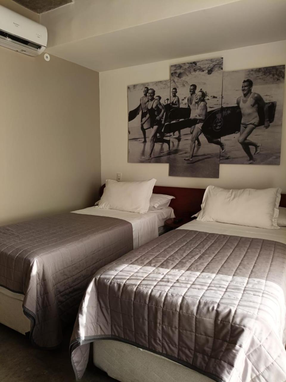 Deluxe Twin Room photo 3