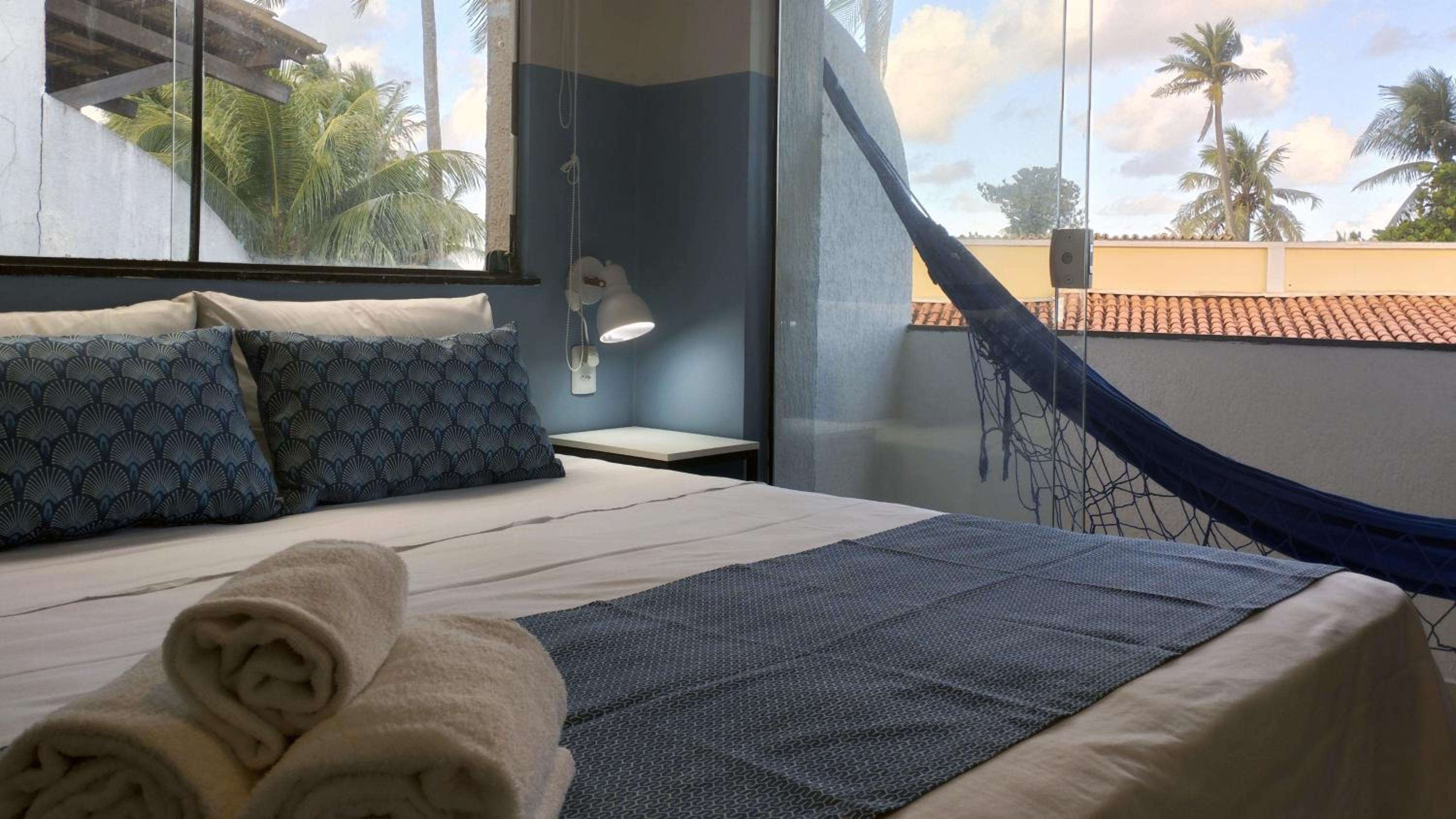 Deluxe Double Room with Balcony and Sea View - Photo 9
