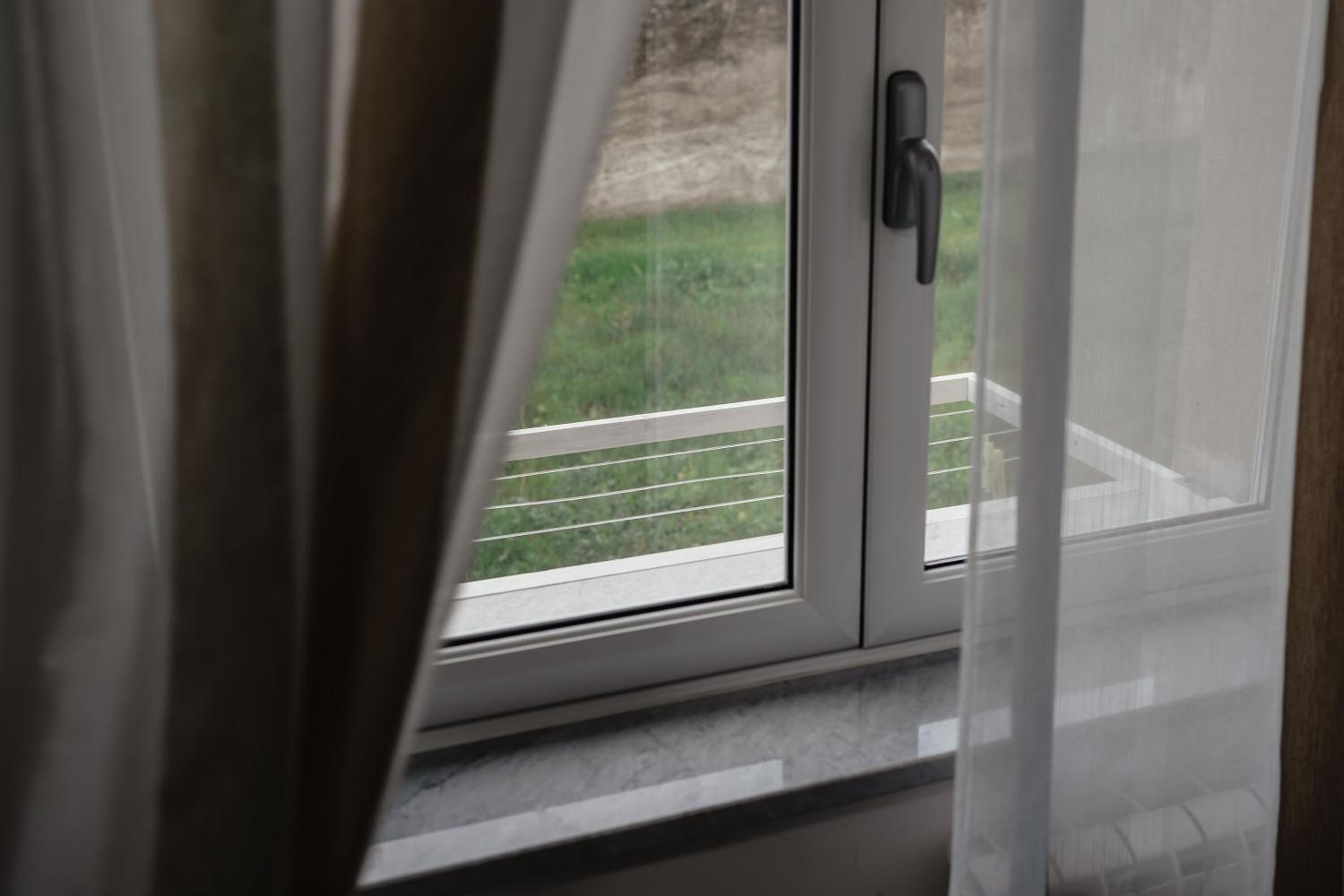 Double Room with Private Bathroom - Photo 3