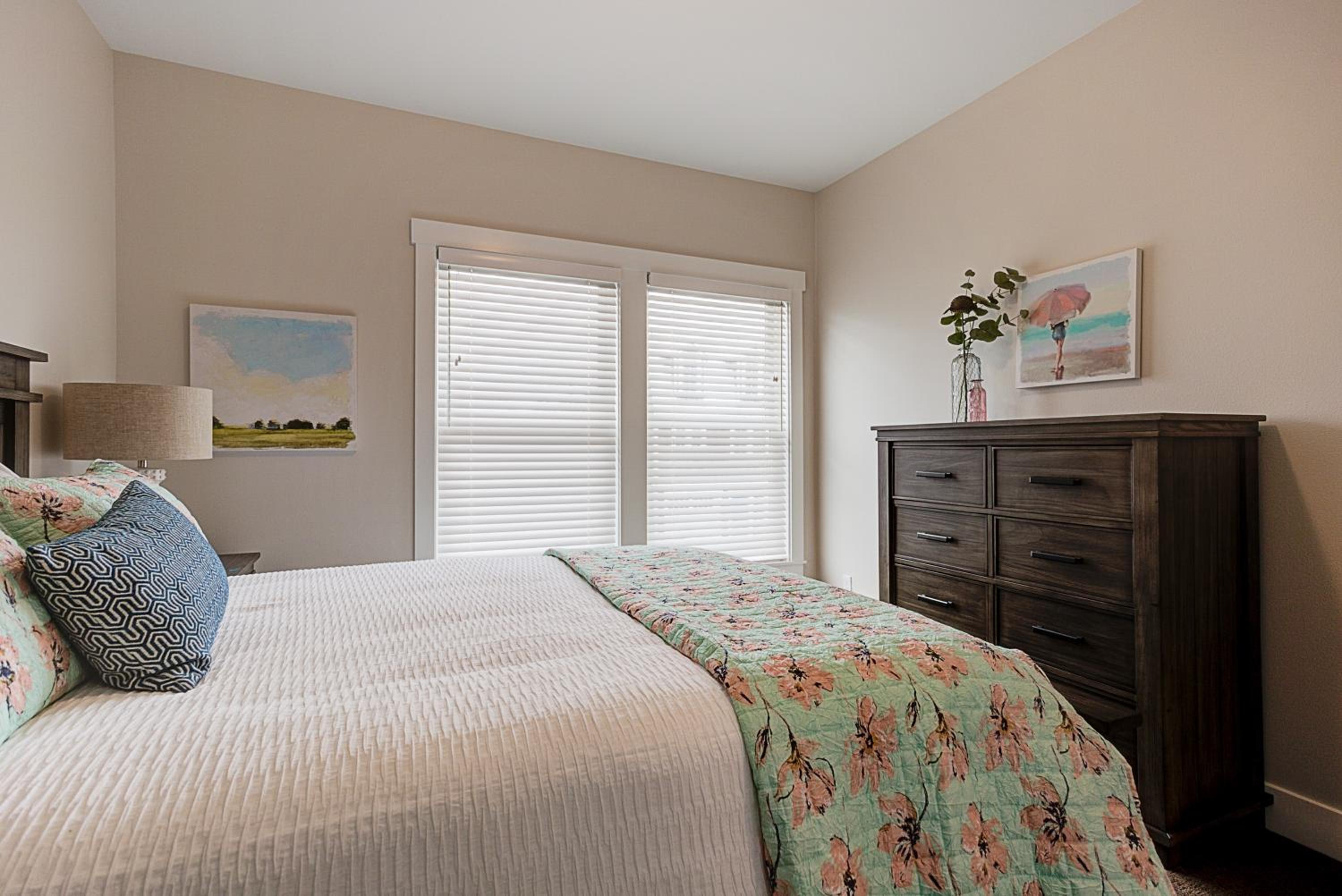 Three-Bedroom Home photo 3