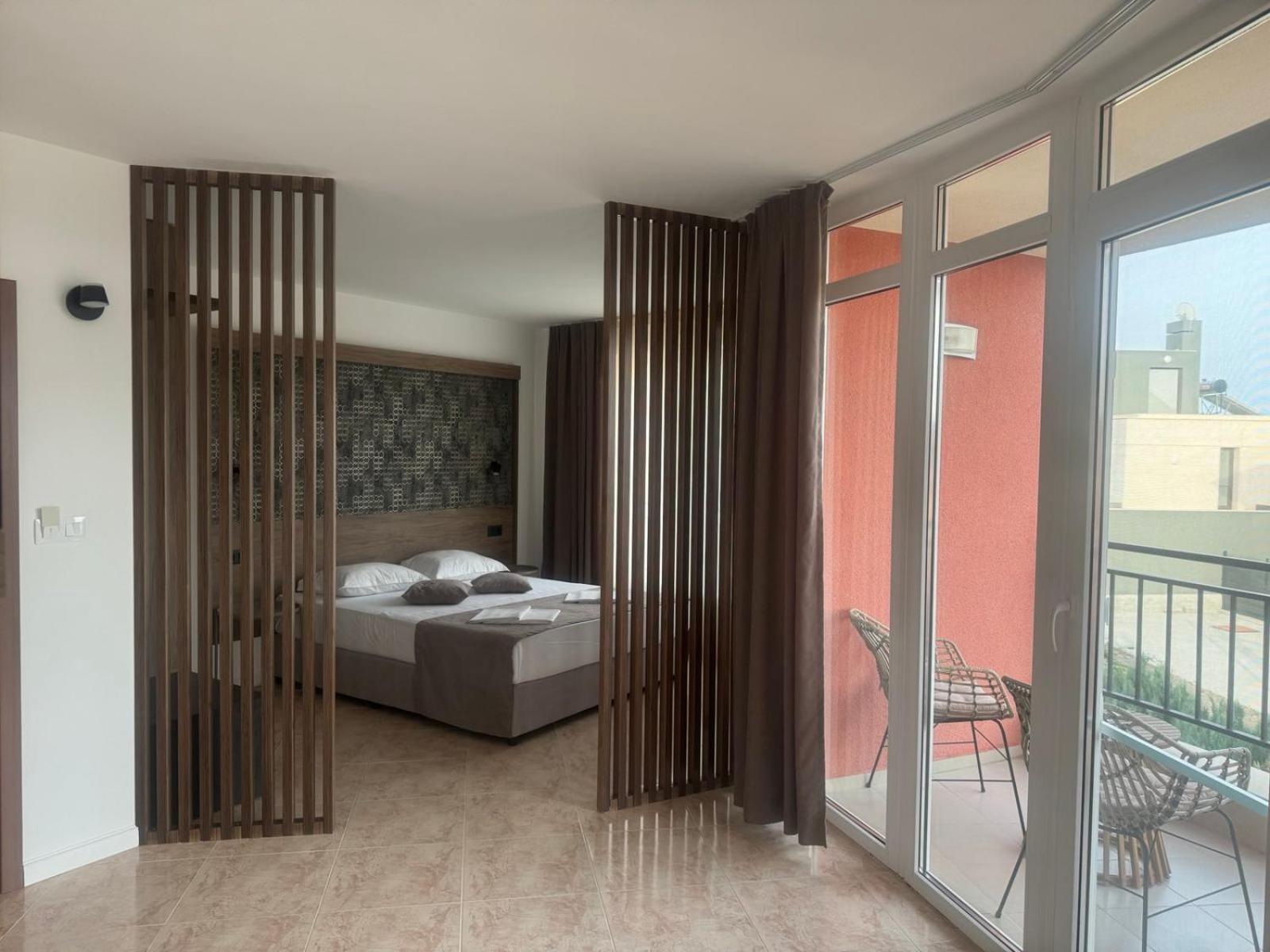 Studio with Sea View