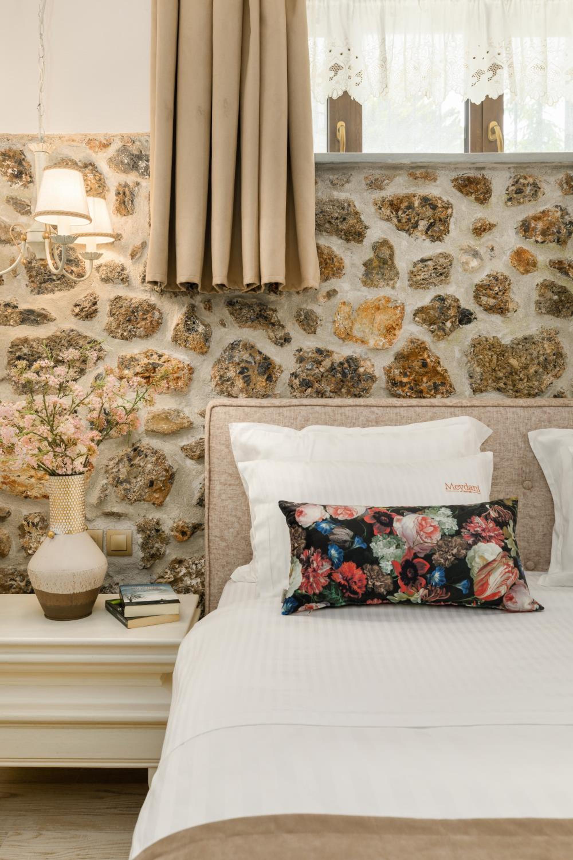 Queen Studio - Disability Access