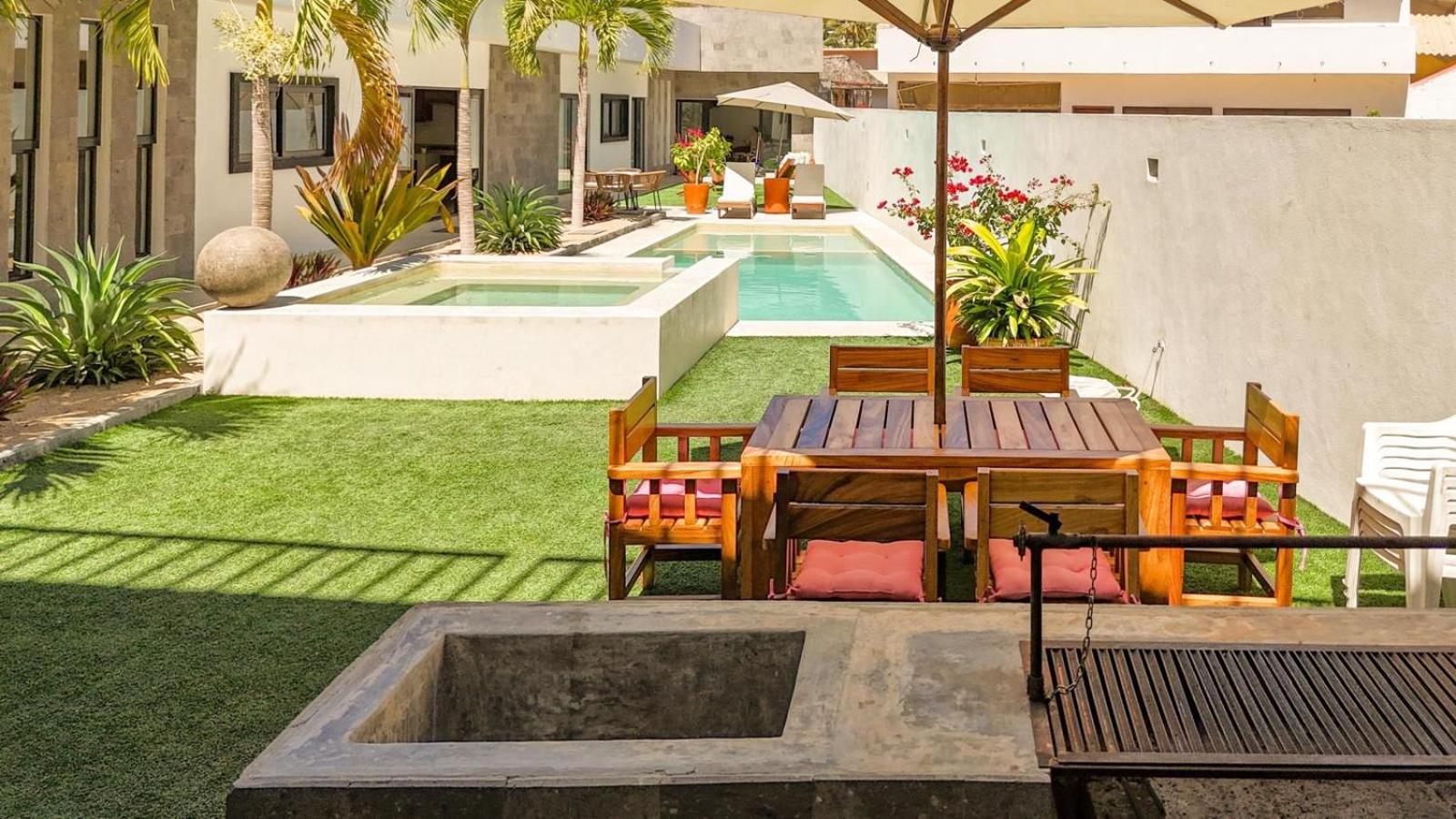 Villa photo 2
