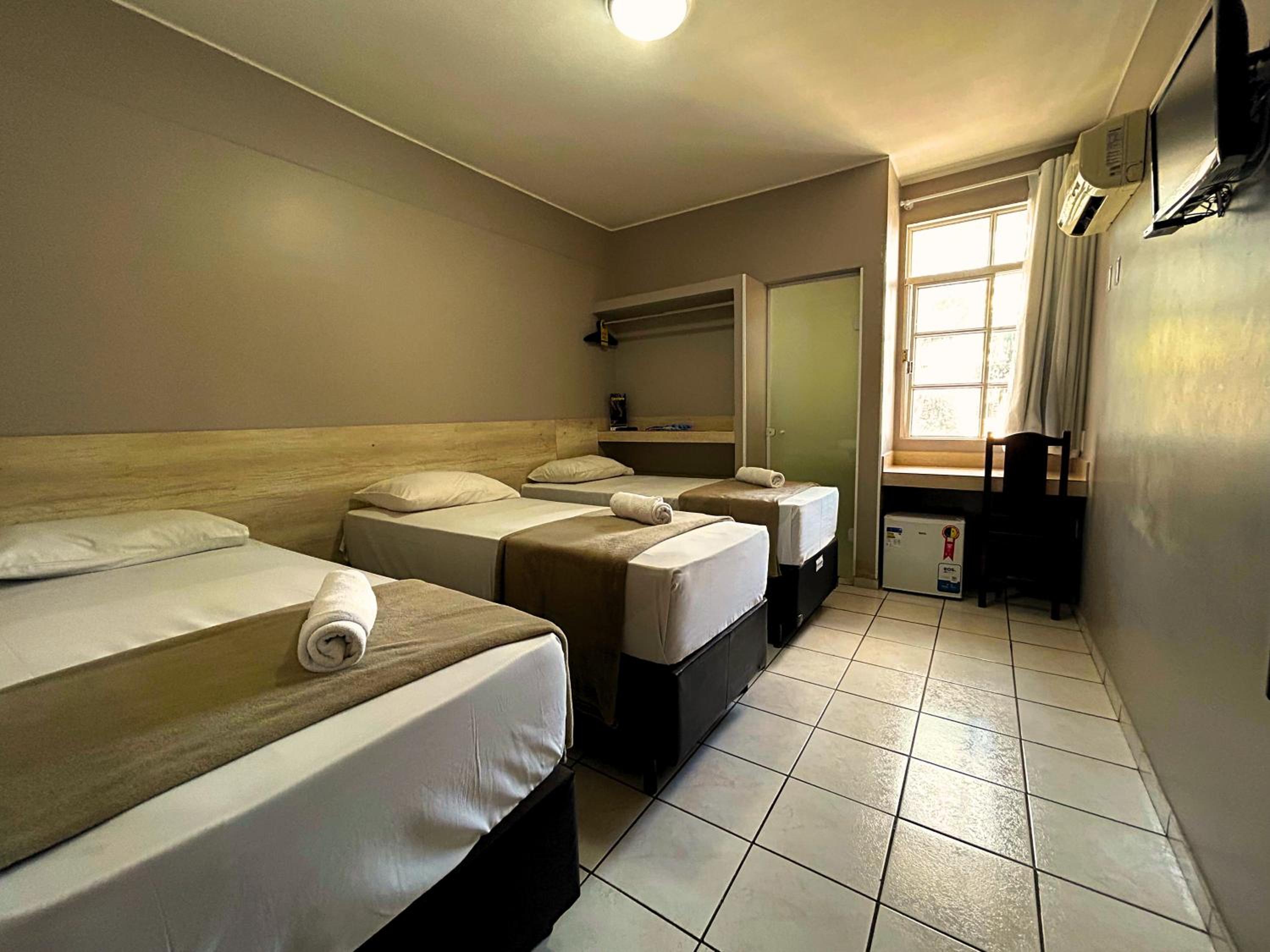 Triple Room - Photo 5