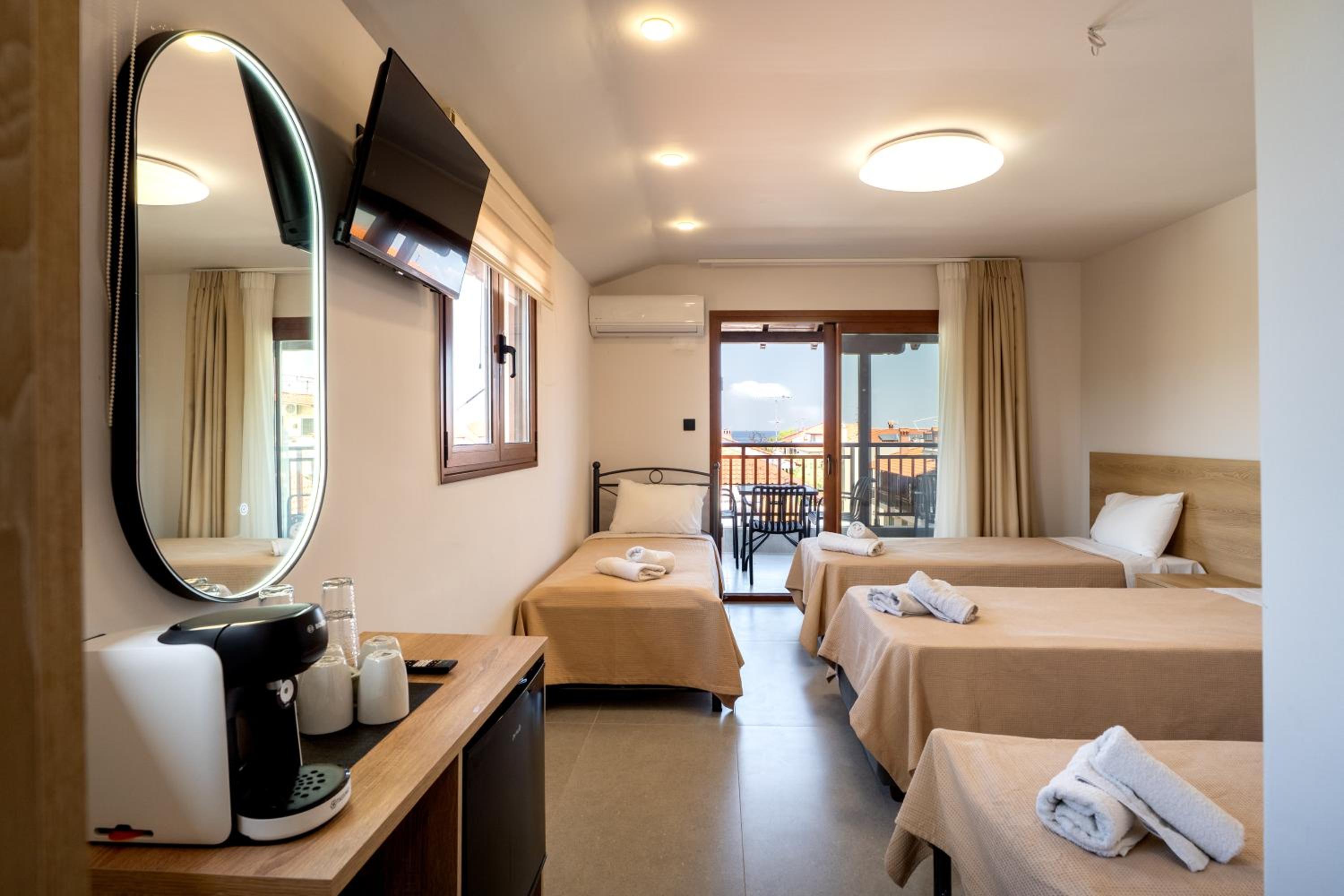 Standard Quadruple Room