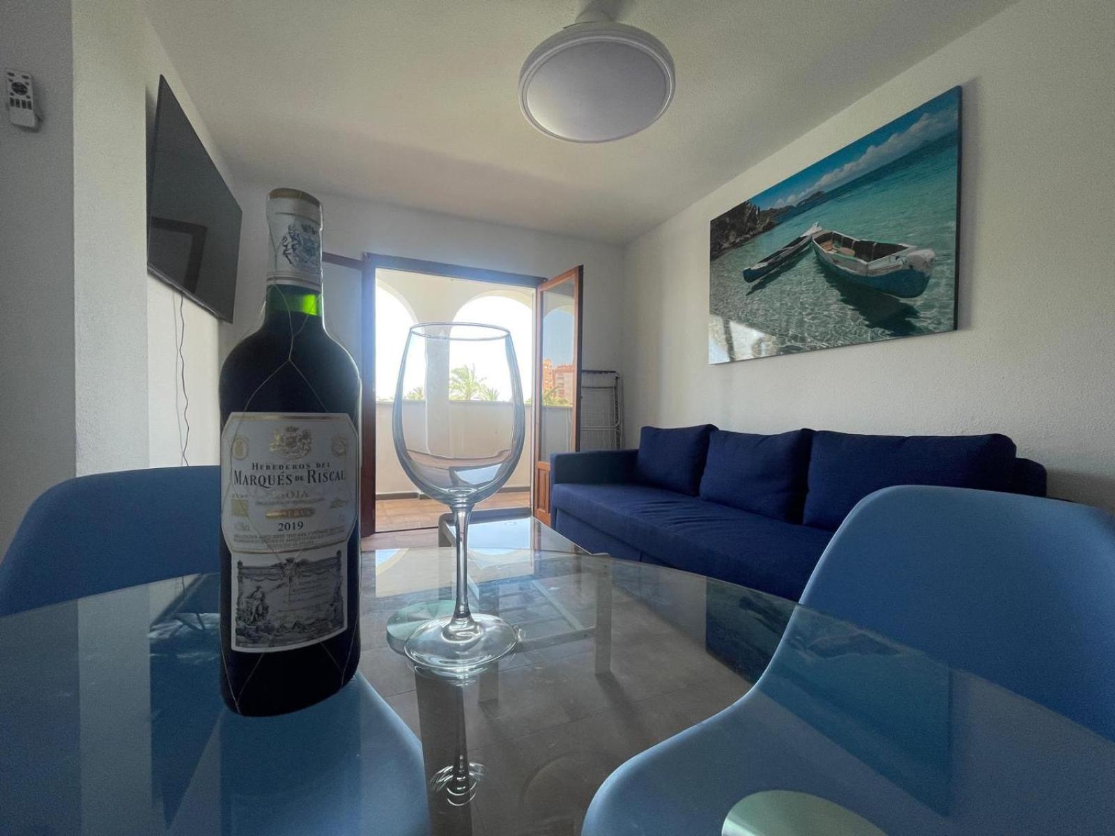 Apartamento con Balcón