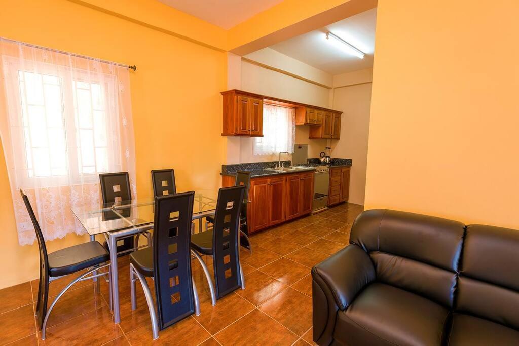 One-Bedroom Apartment photo 2